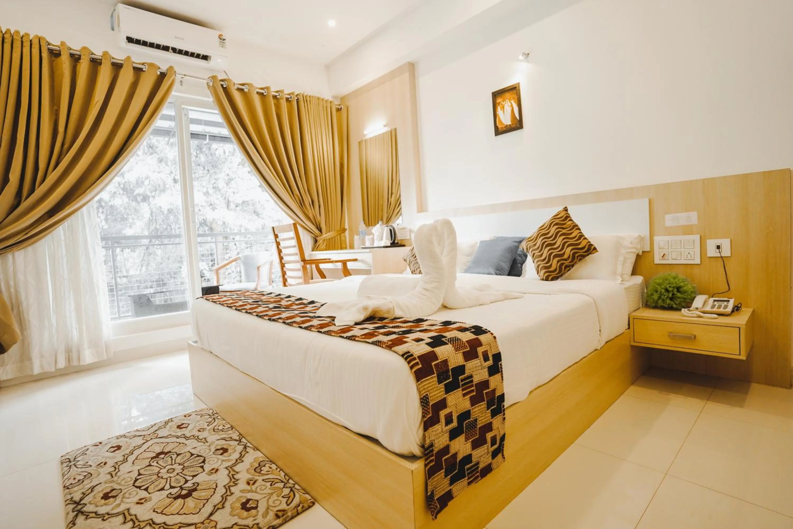 Bedroom, Bed in Athirappilly Rainland Resort