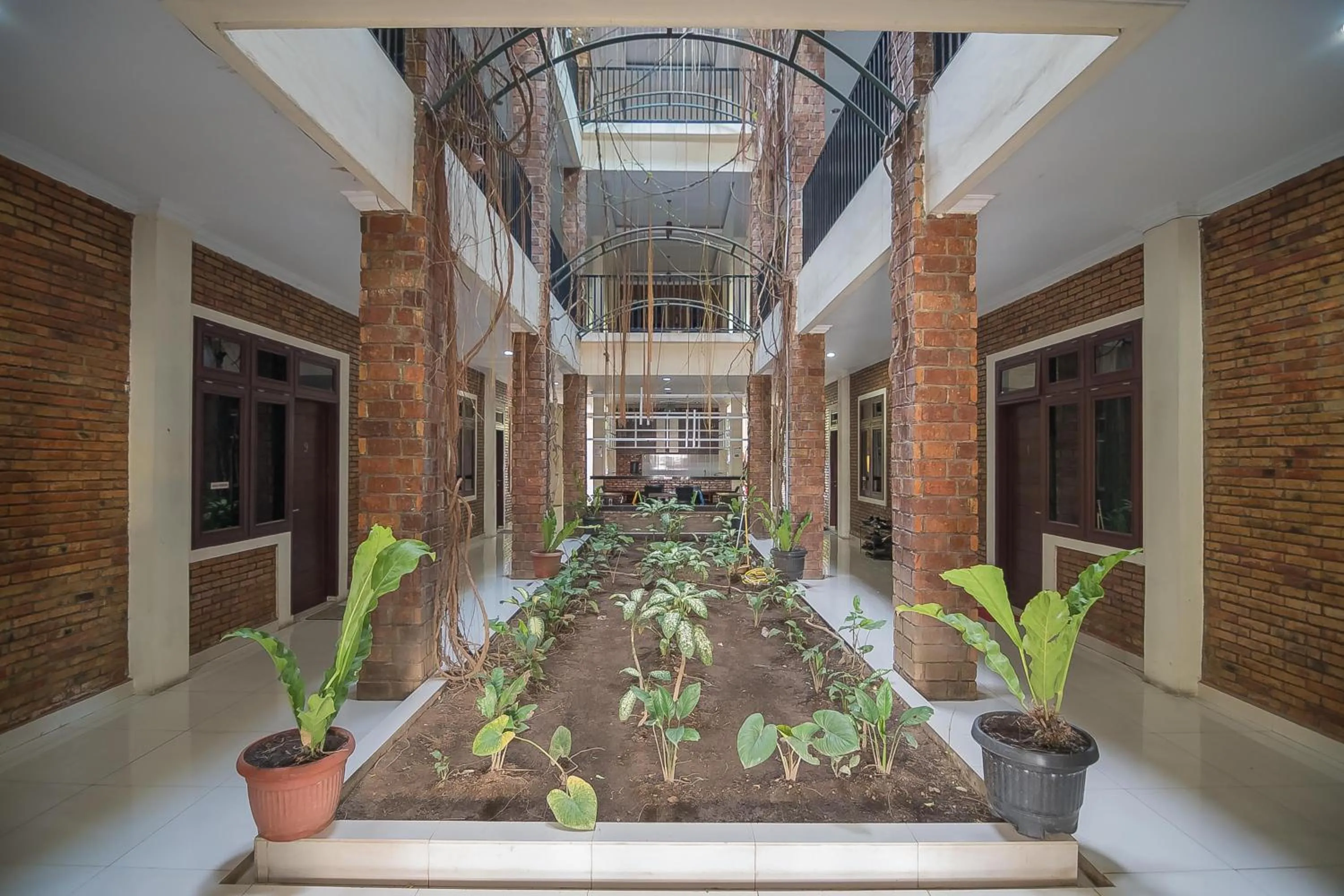 Property building in RedDoorz Plus near Cambridge City Square 2 Medan