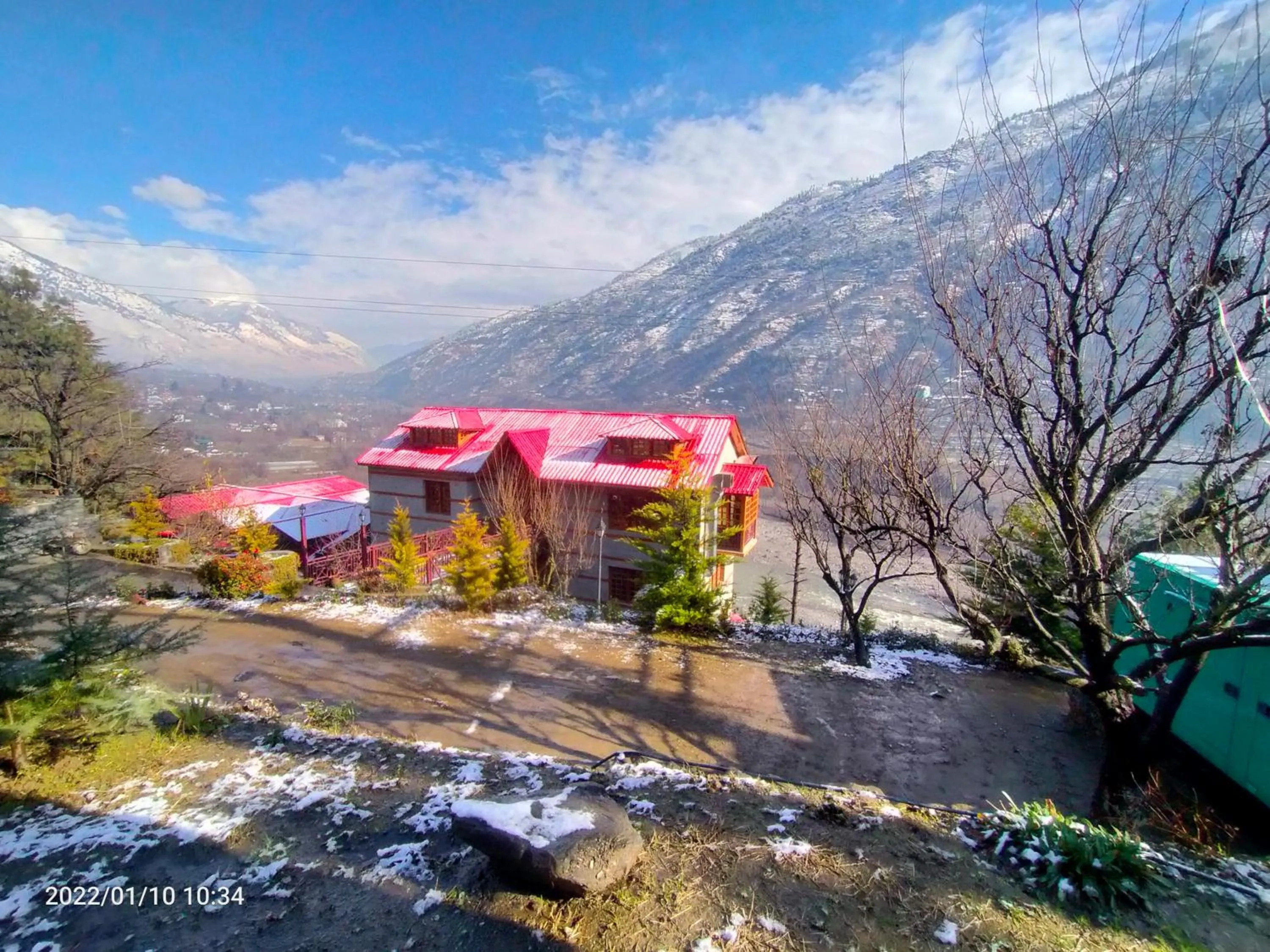 Property building in Regenta Inn by Riverside Manali
