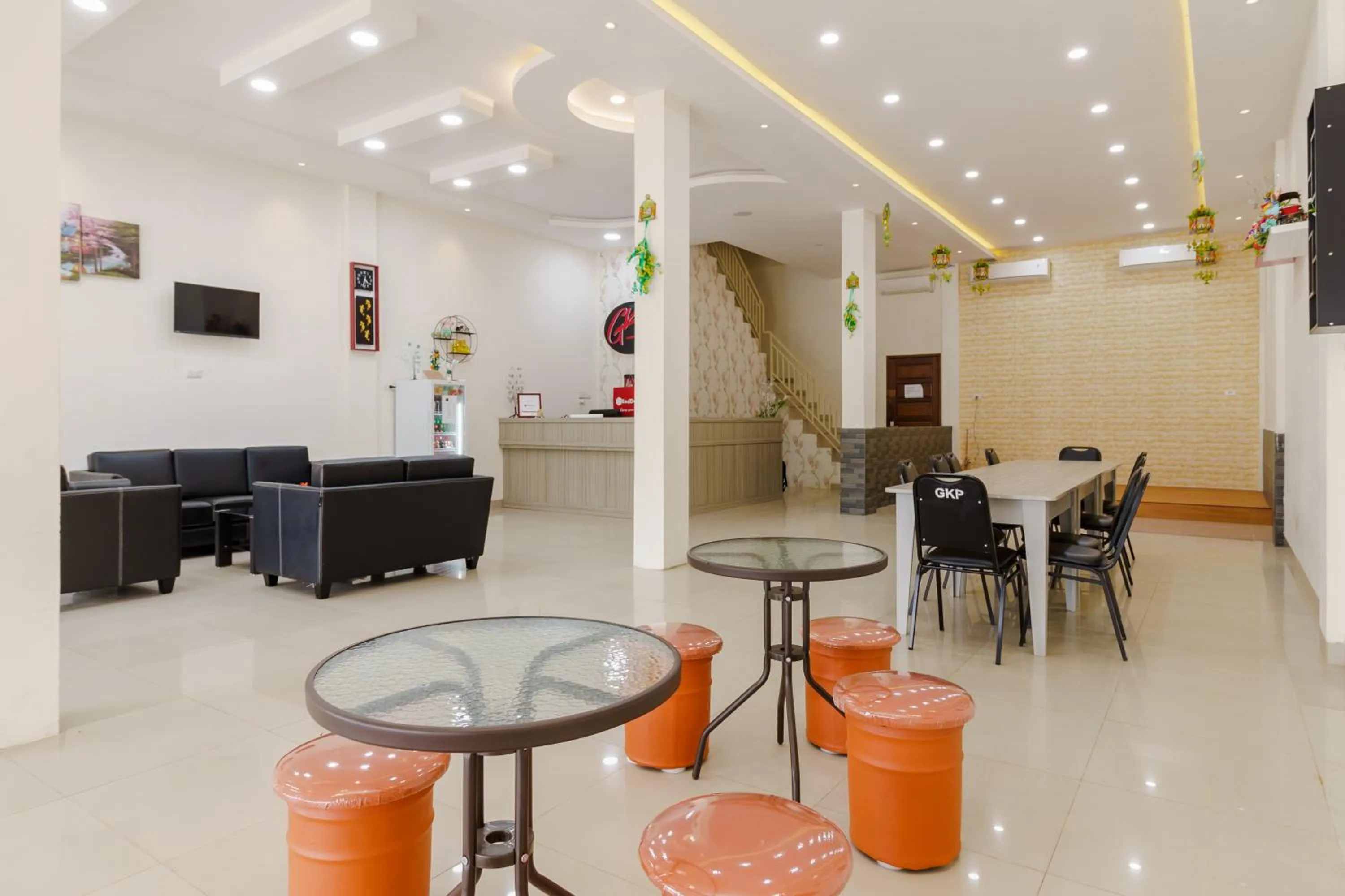 Restaurant/places to eat, Lounge/Bar in RedDoorz Syariah near Universitas Serambi Mekkah