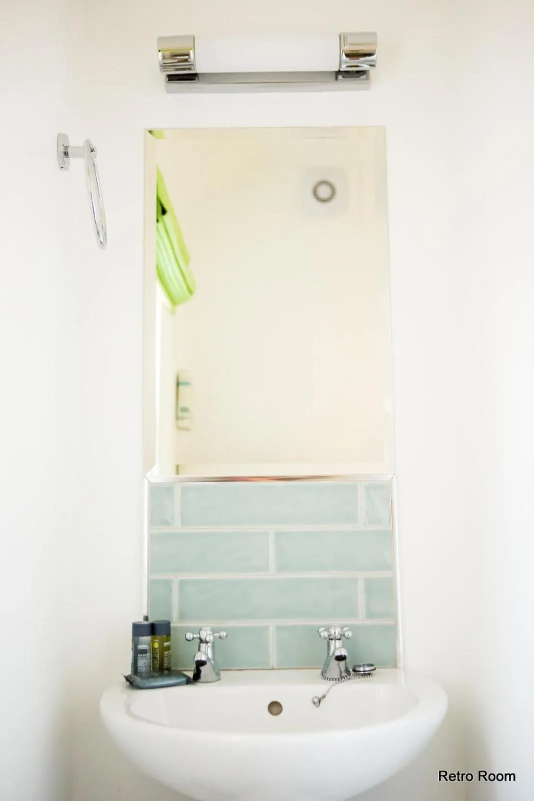 Bathroom in The Golden Lion Inn