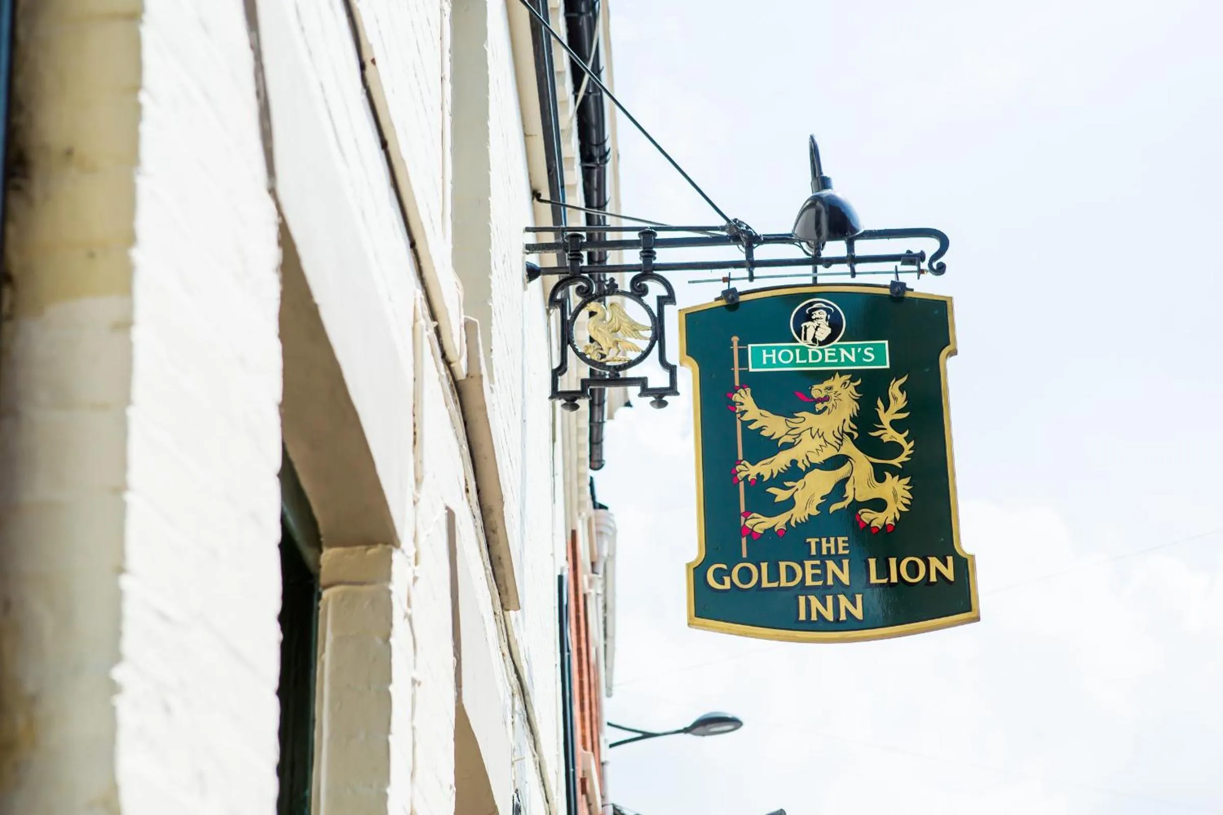 Property building in The Golden Lion Inn