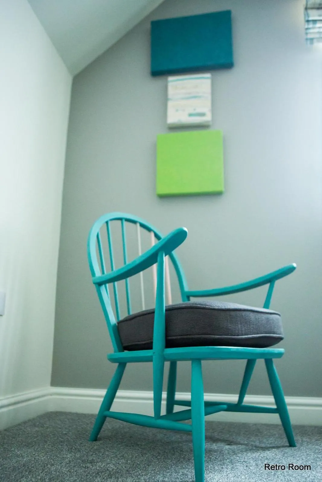 Bedroom in The Golden Lion Inn