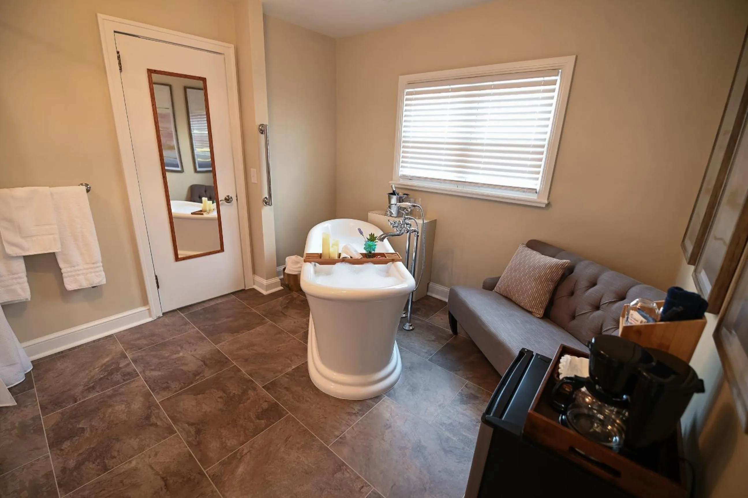 The Lakehouse Inn Geneva