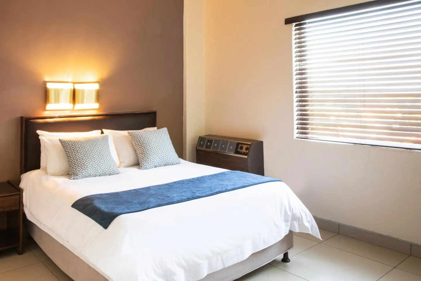 Bedroom, Bed in Elgro Hotel Potchefstroom