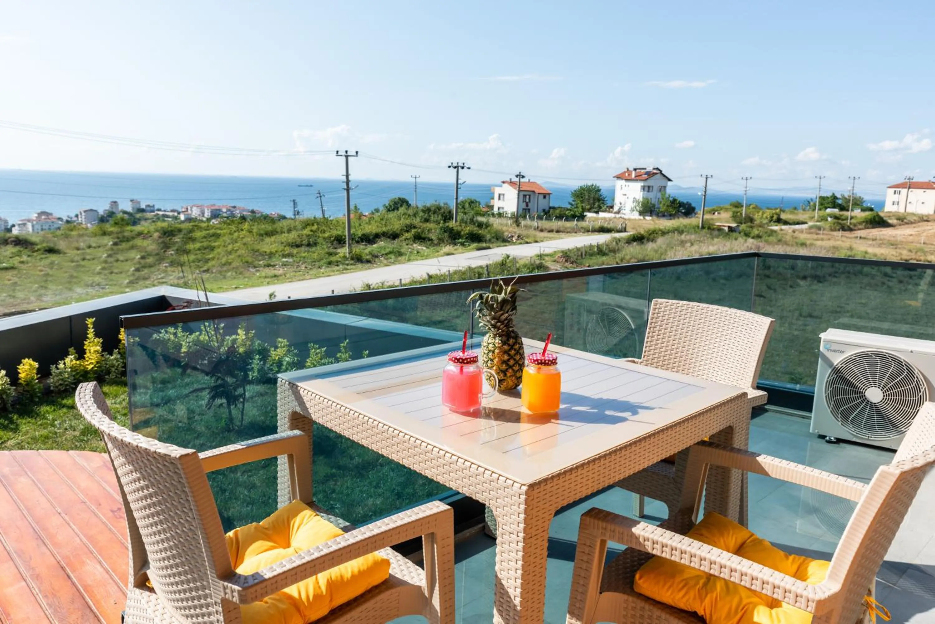 Three-Bedroom Suite in Green Hills Suites