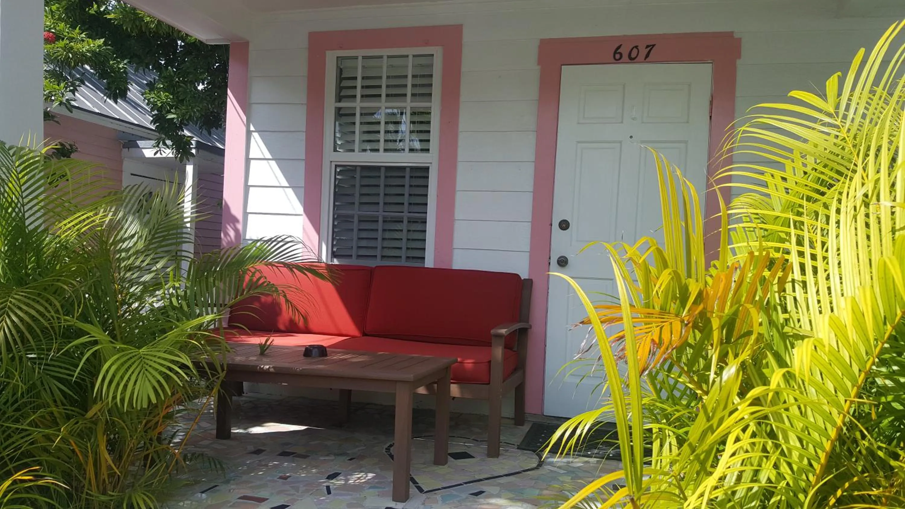 Courtney's Place Historic Cottages & Inns