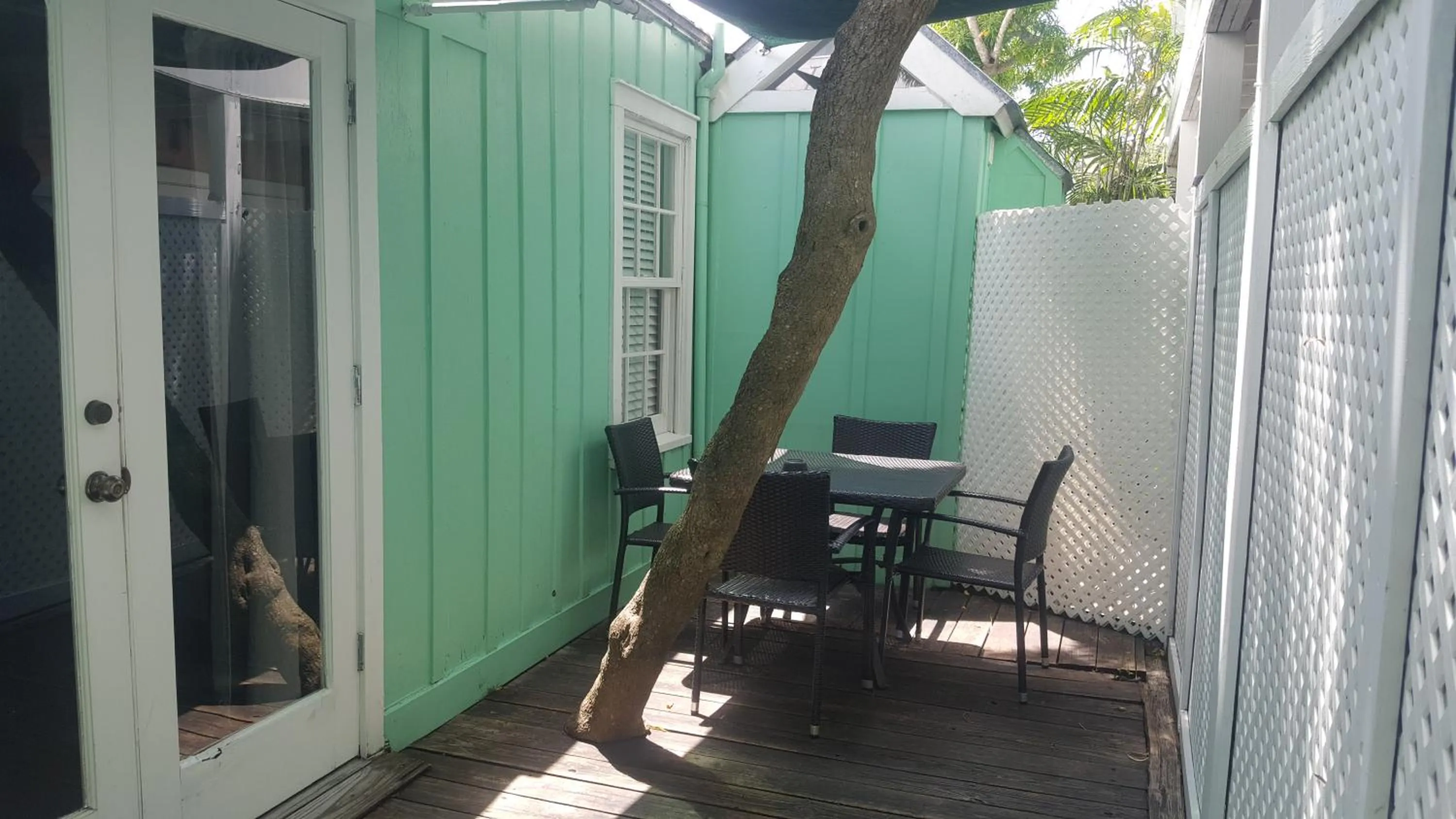 Courtney's Place Historic Cottages & Inns