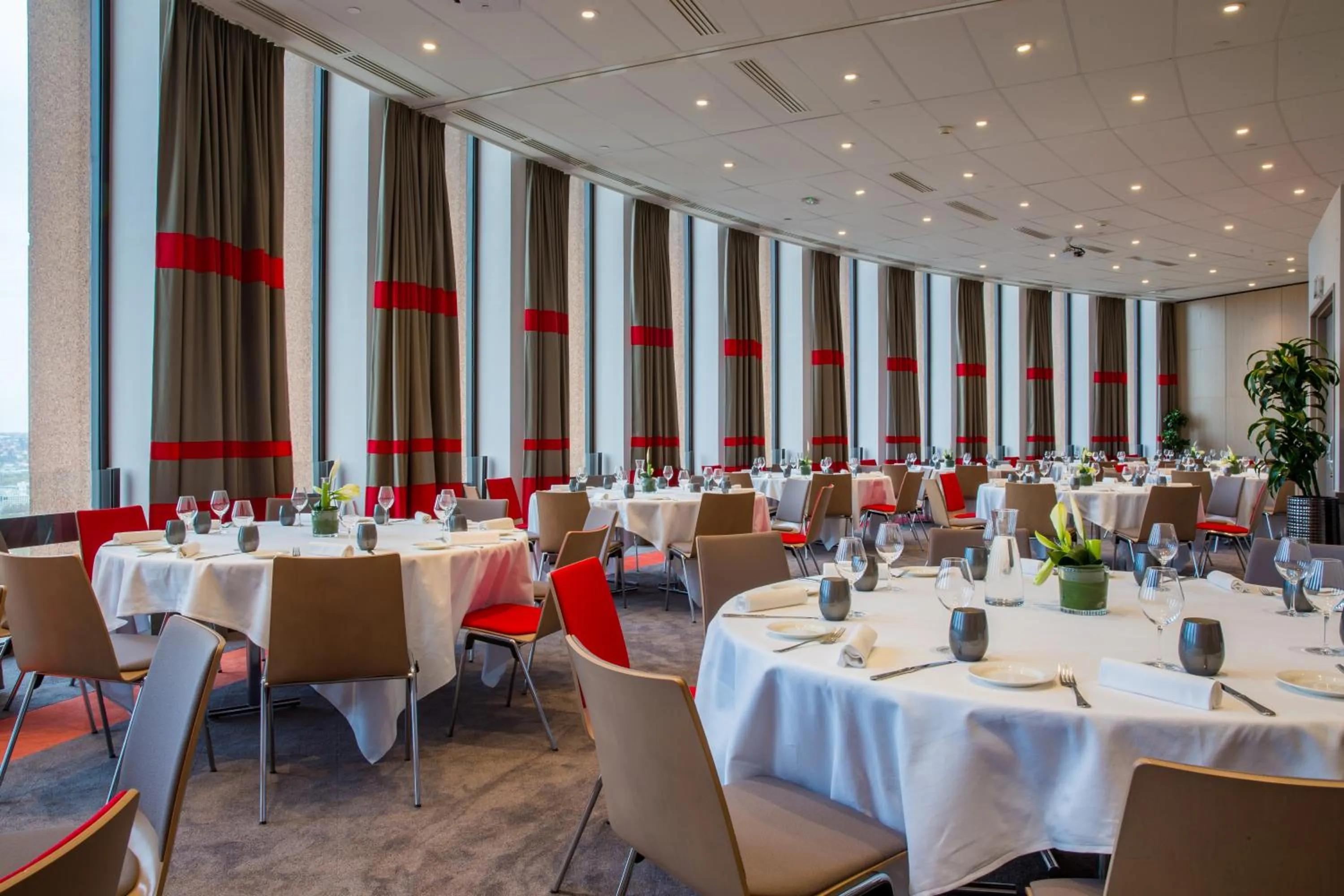 Meeting/conference room in Radisson Blu Hotel, Lyon