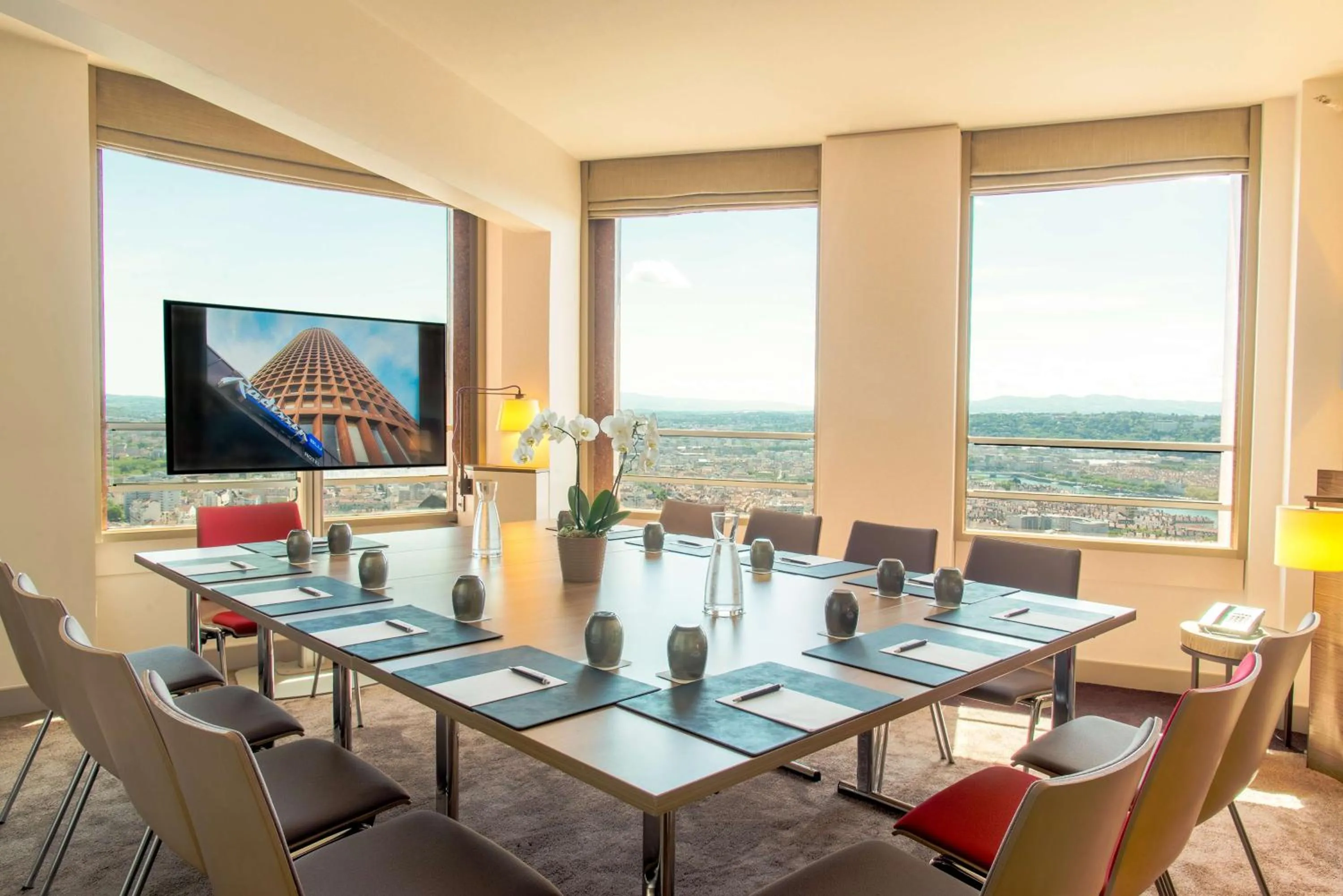 Photo of the whole room in Radisson Blu Hotel, Lyon