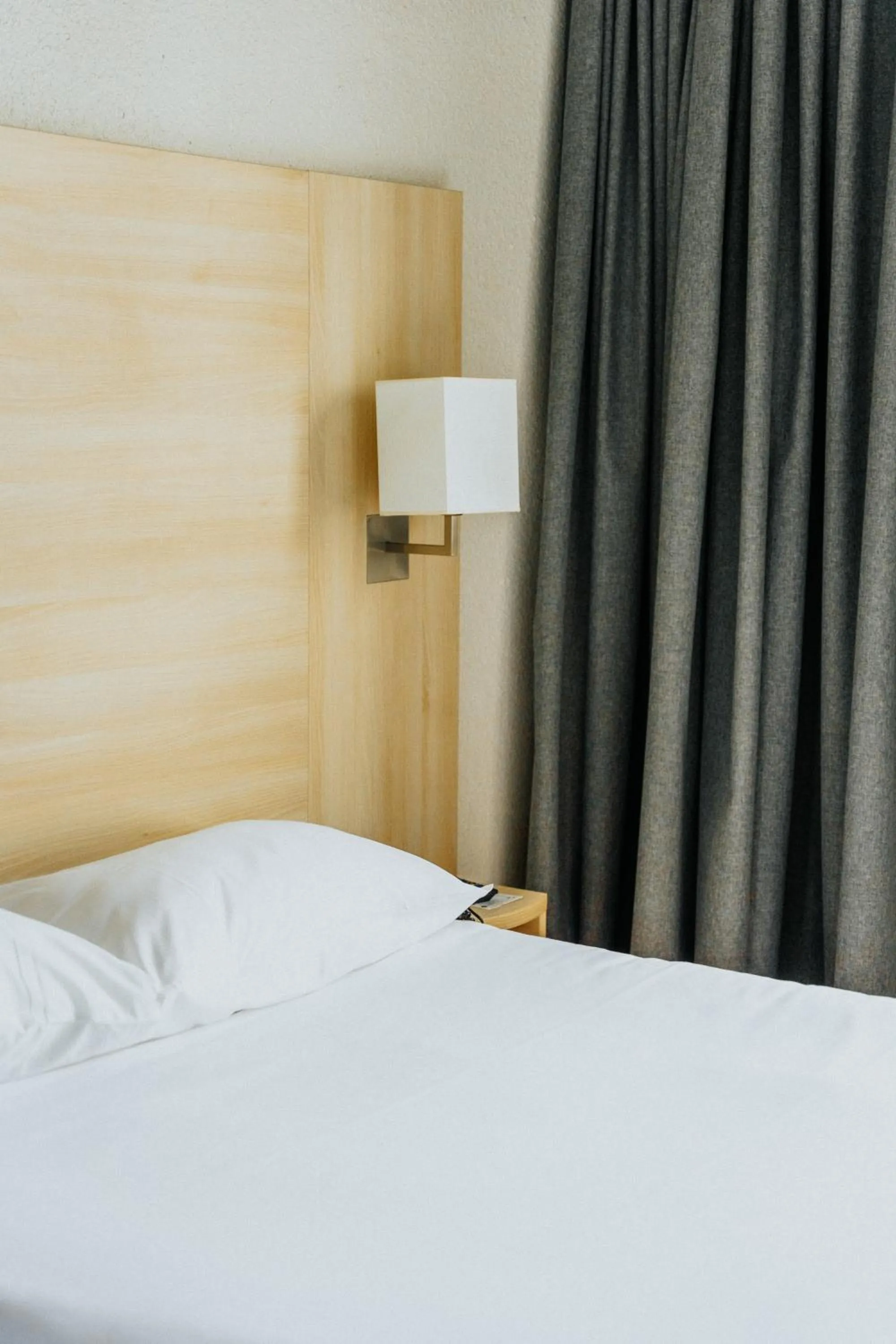 Bed in Hôtel d'Orsay Grand Matabiau