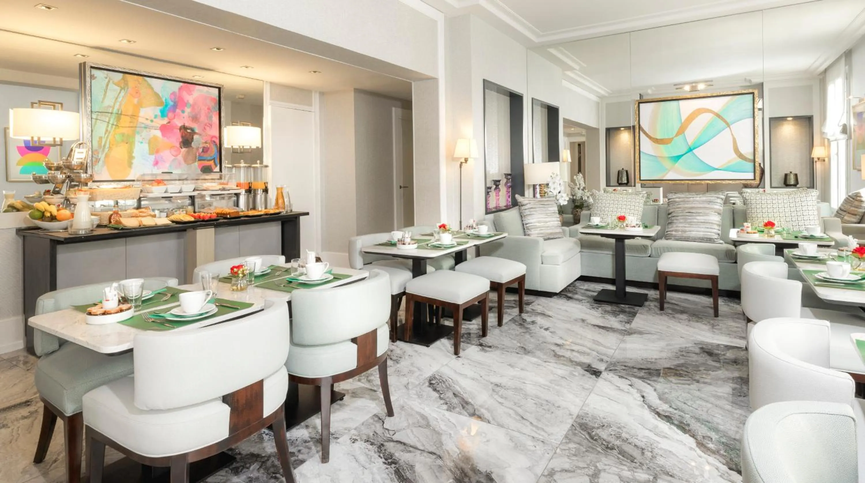 Breakfast in Hôtel Du Bois Champs-Elysées