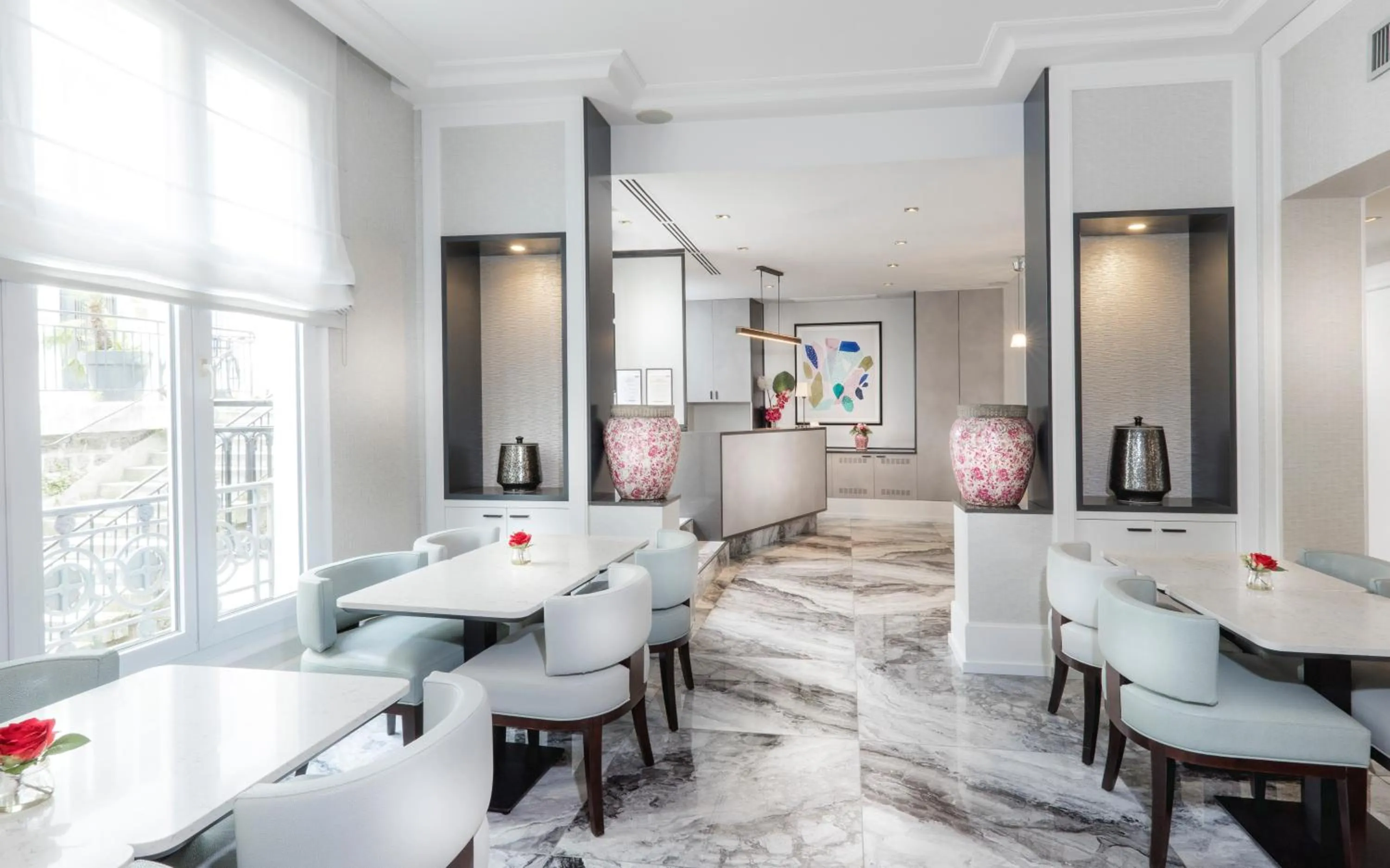 Lobby or reception in Hôtel Du Bois Champs-Elysées