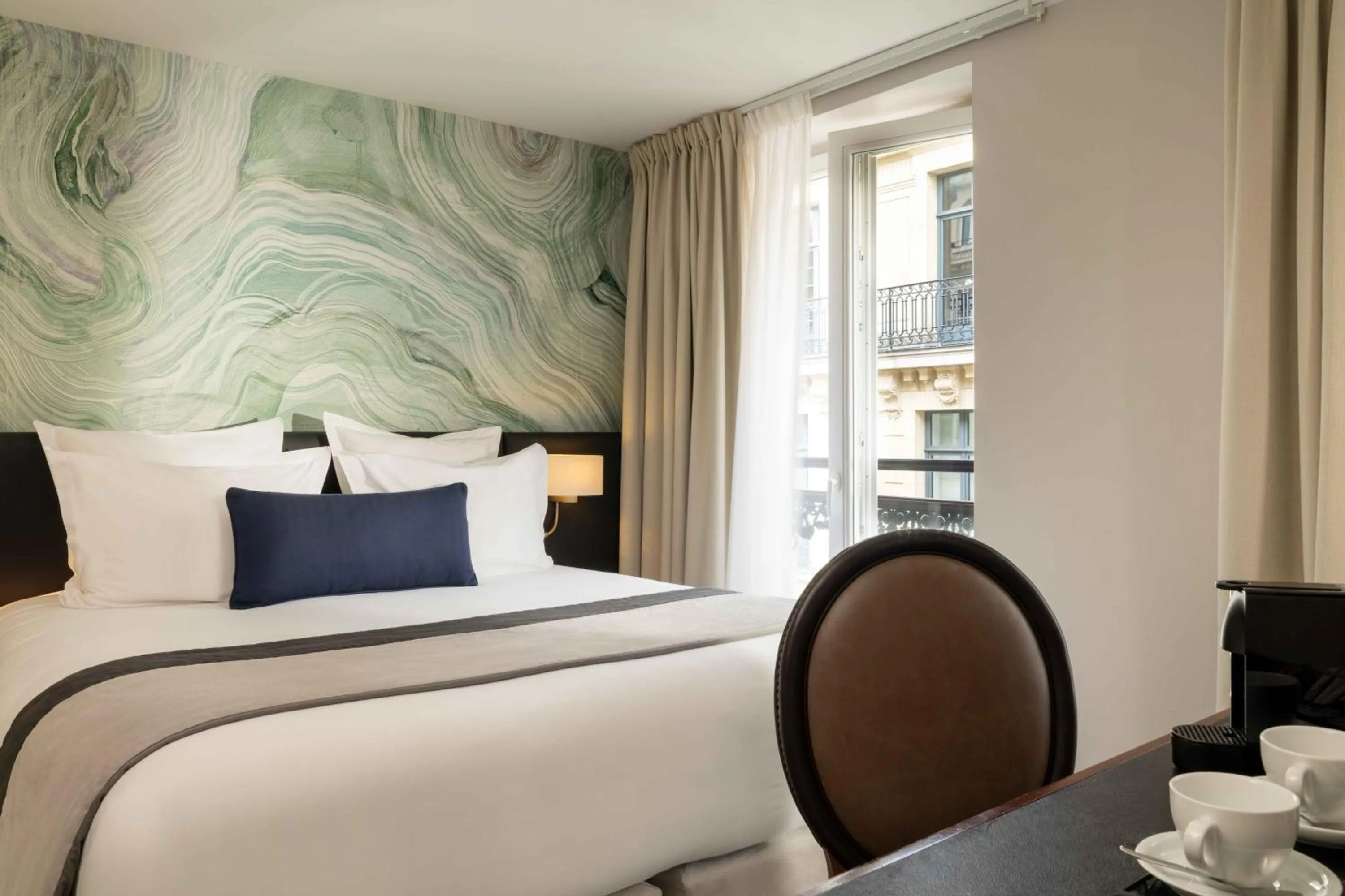 Bed in Queen Mary Opera