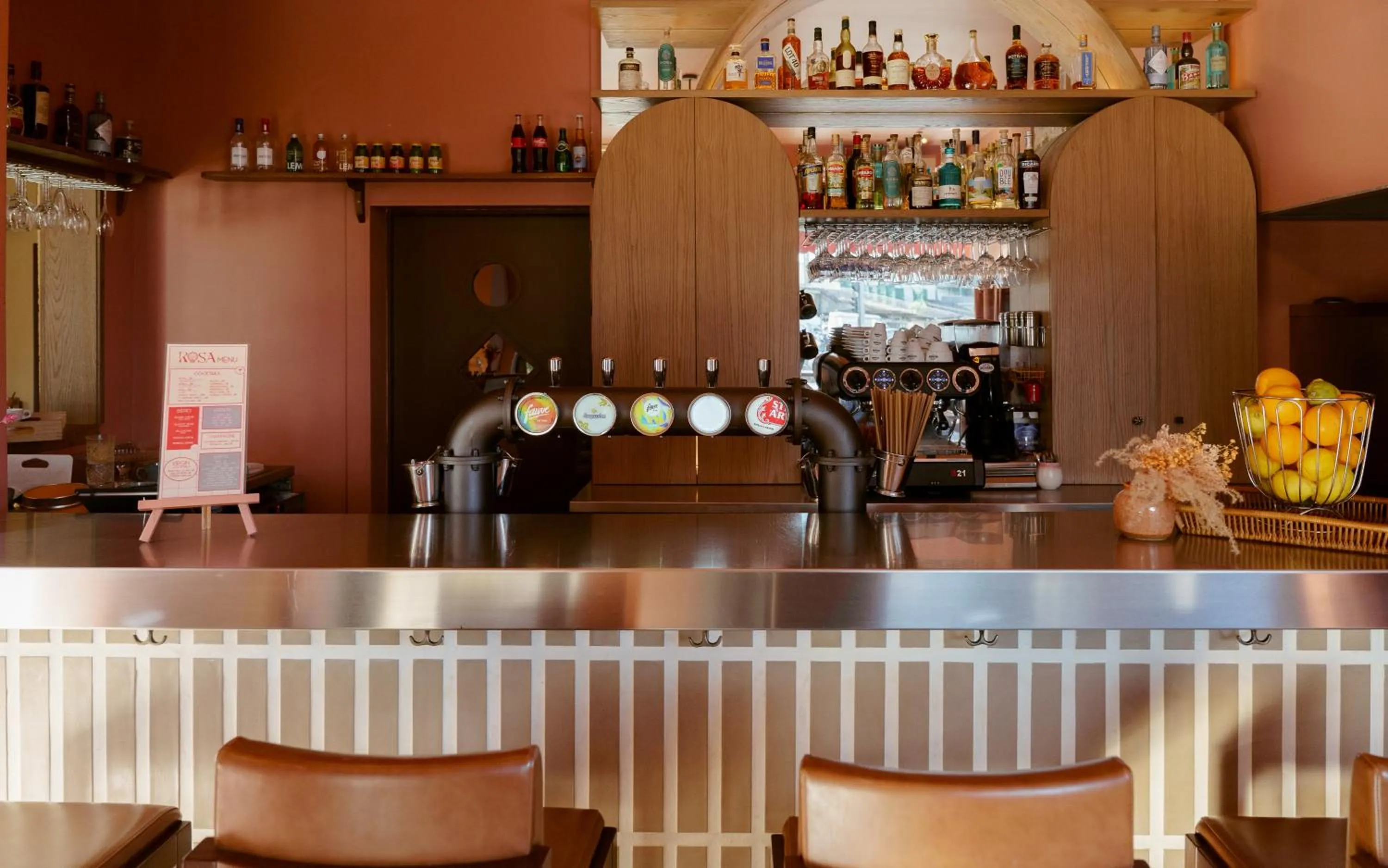 Lounge or bar in ROSA Boutique Hotel - Bordeaux Centre Gare