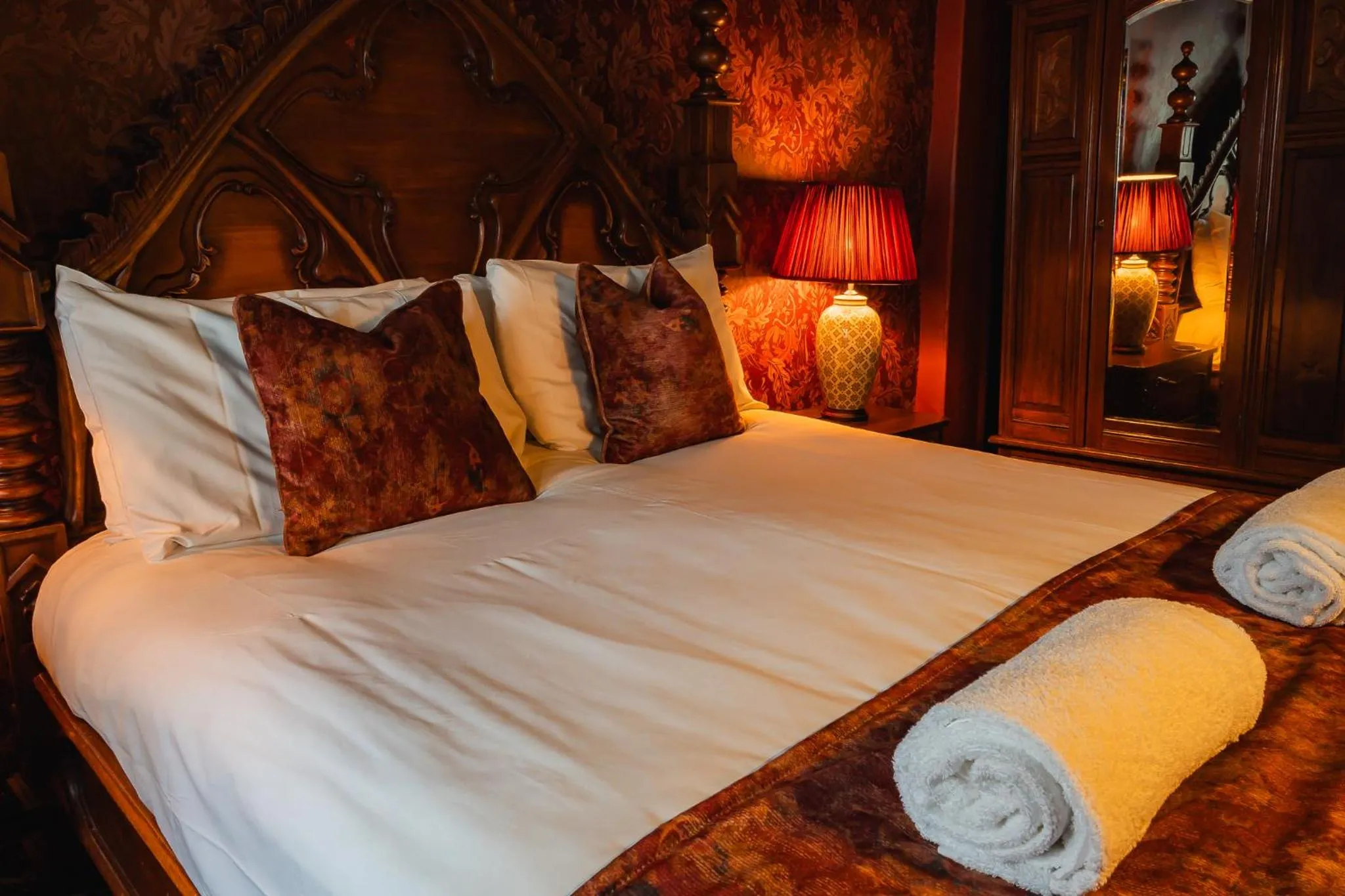 Bed in Golden Fleece York