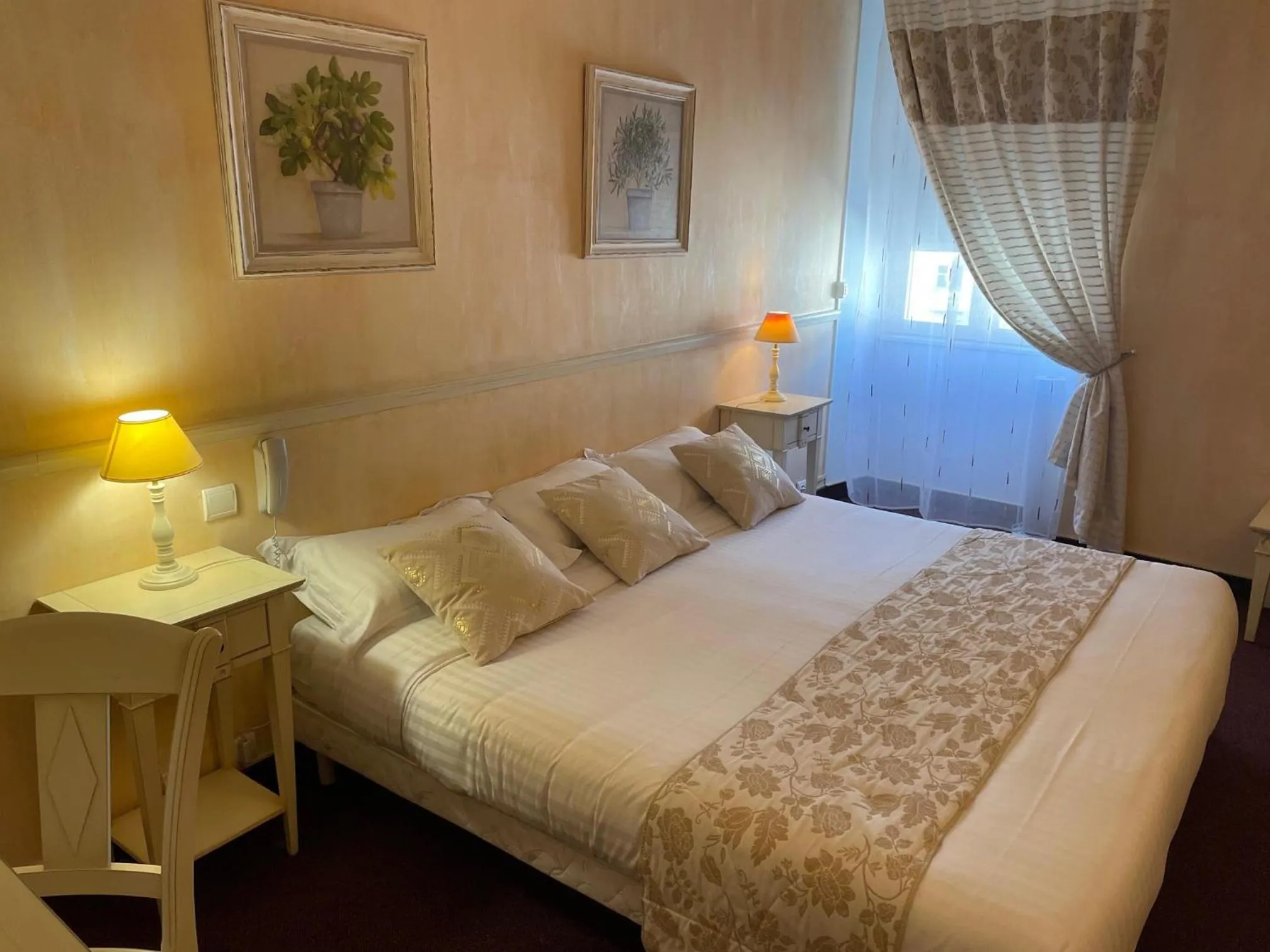 Bed in Le Grand Hôtel