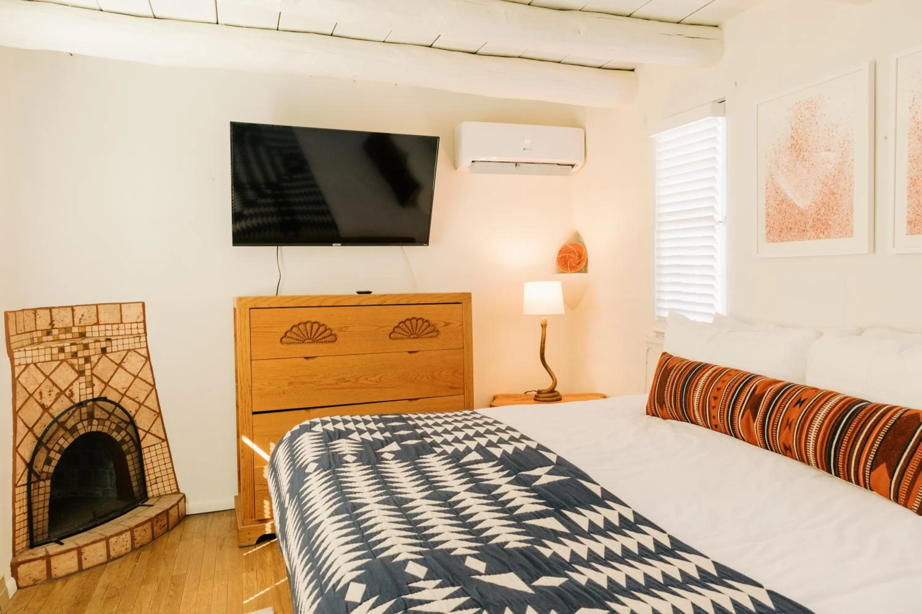Bedroom, Bed in Pueblo Bonito Inn
