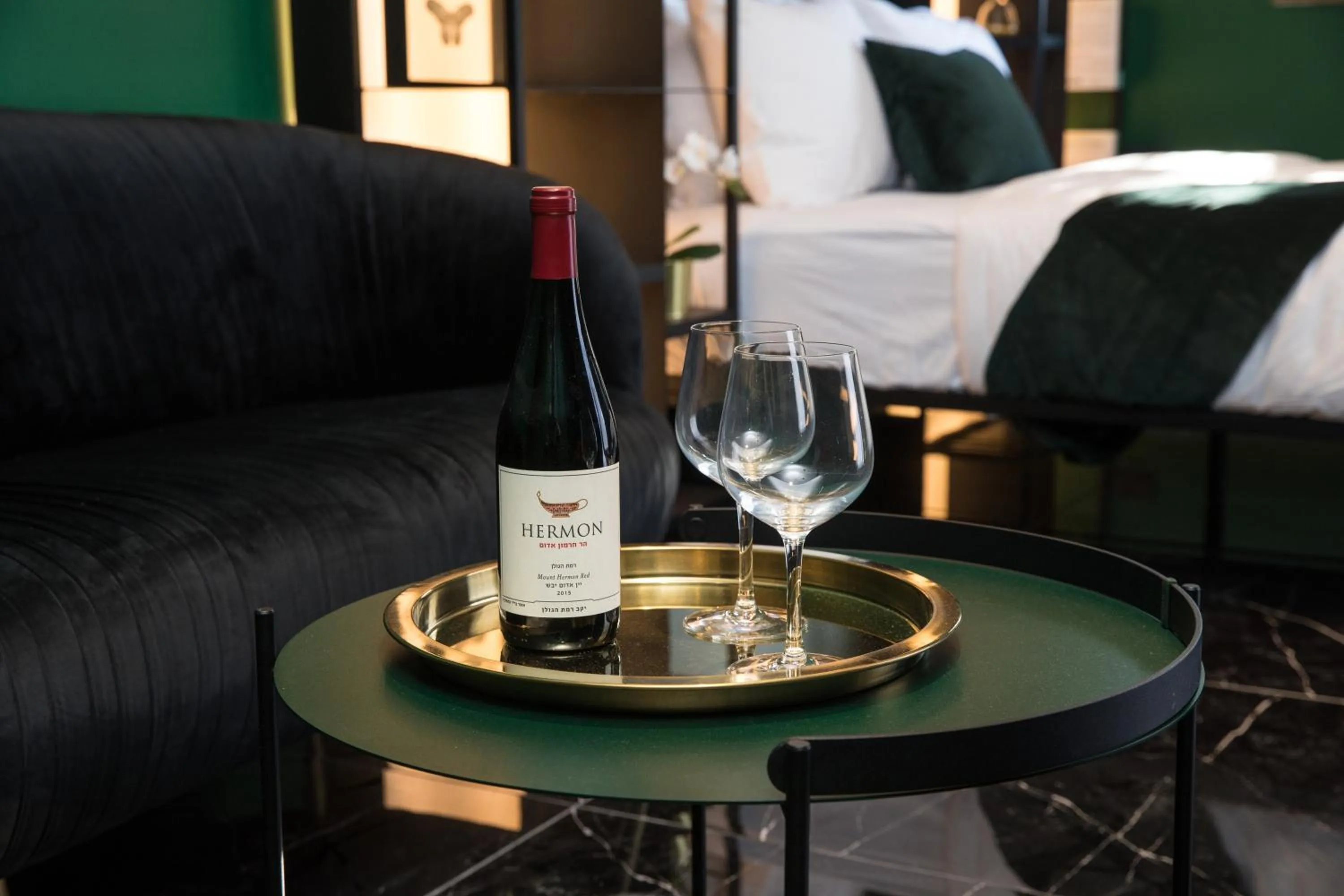 Drinks, Bed in Joseph Hotel TLV