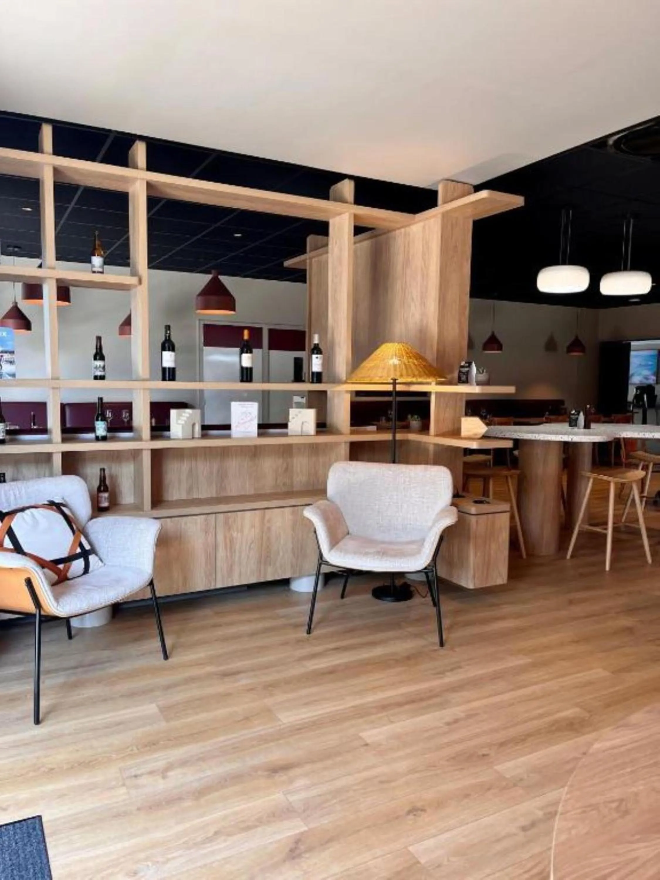 Lobby or reception in Best Western Hôtel du Phare