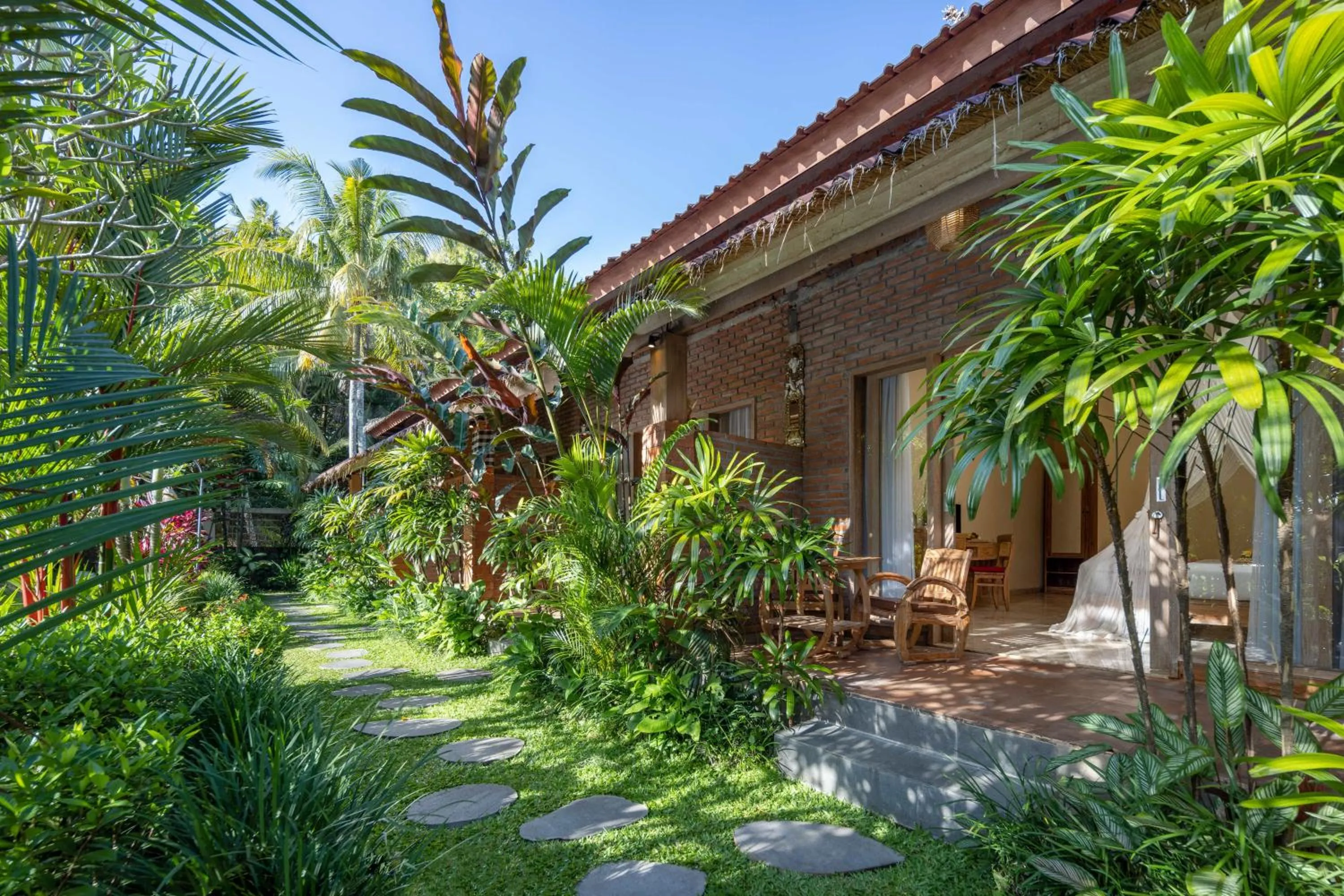 Garden in Kailash Suites by GenuineHost