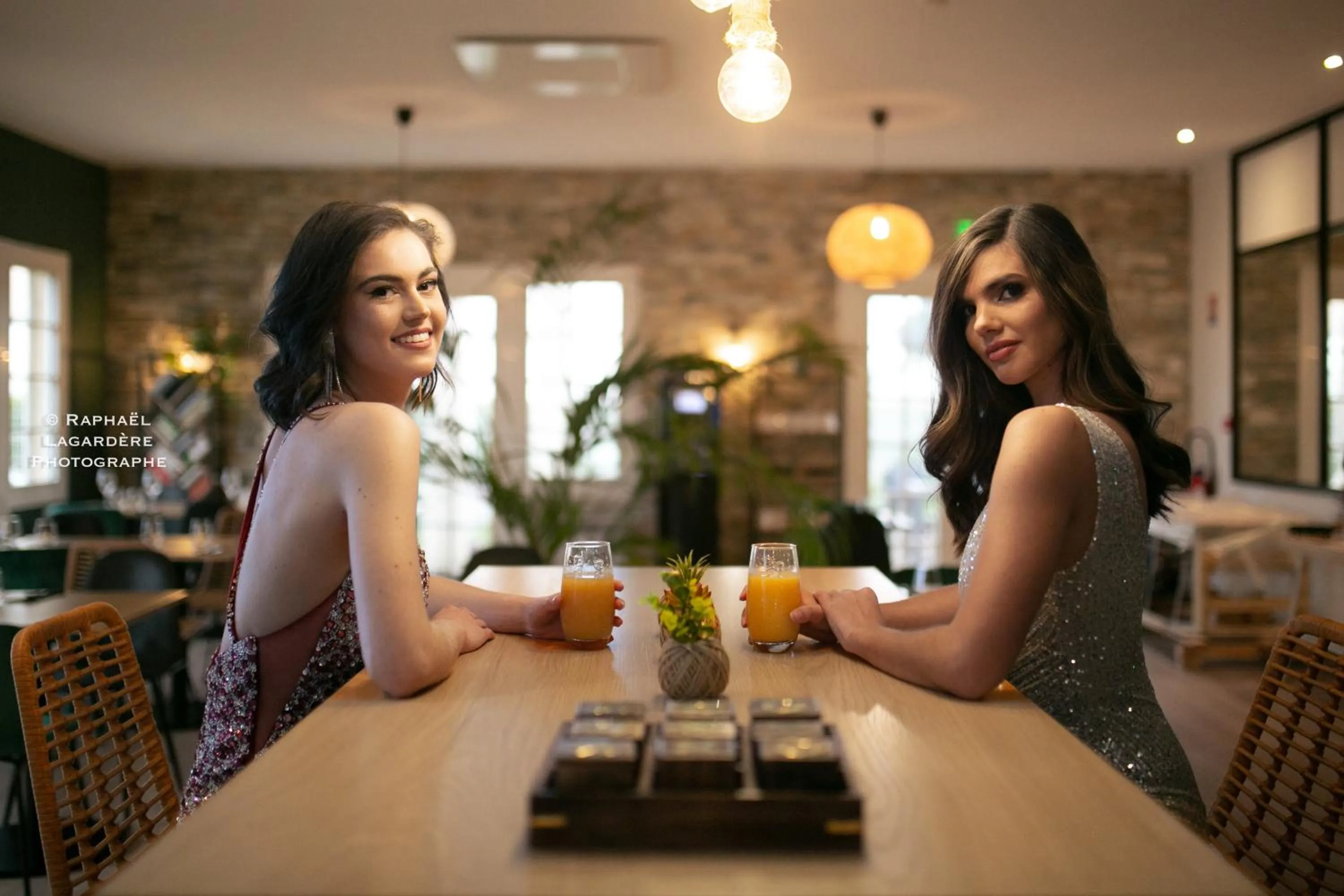 Drinks in The Originals City Hôtel Bordeaux Porte du Bassin