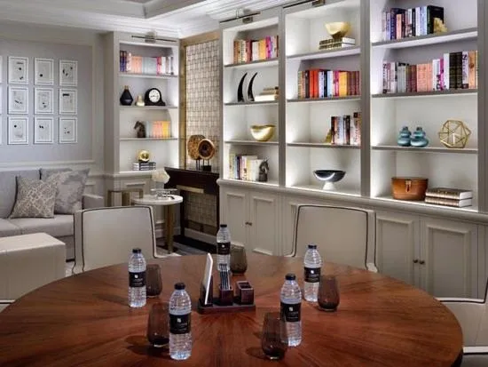 Alcoholic drinks in Private home, for personal use