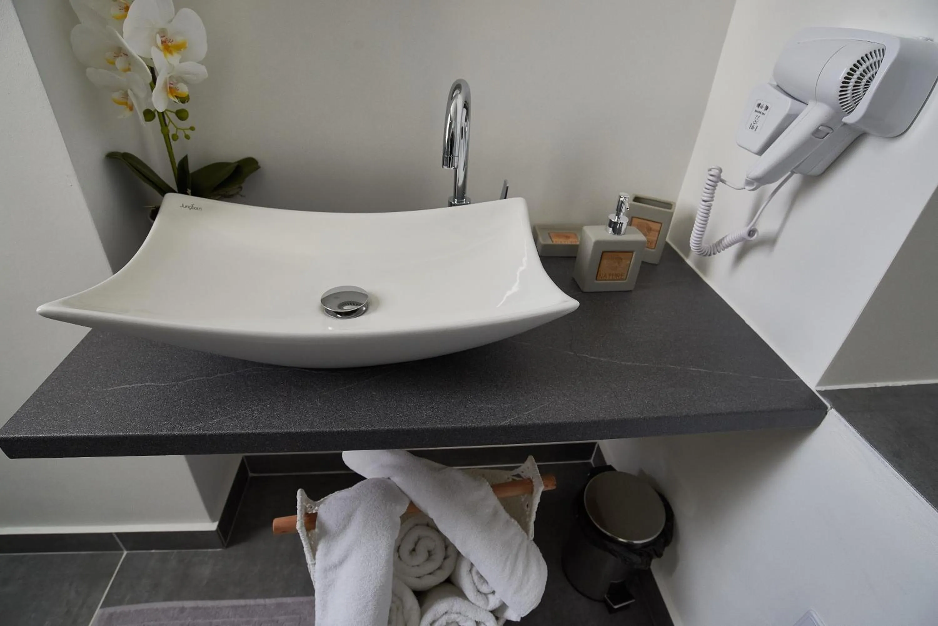 Bathroom in Metropole Apartments Old Town