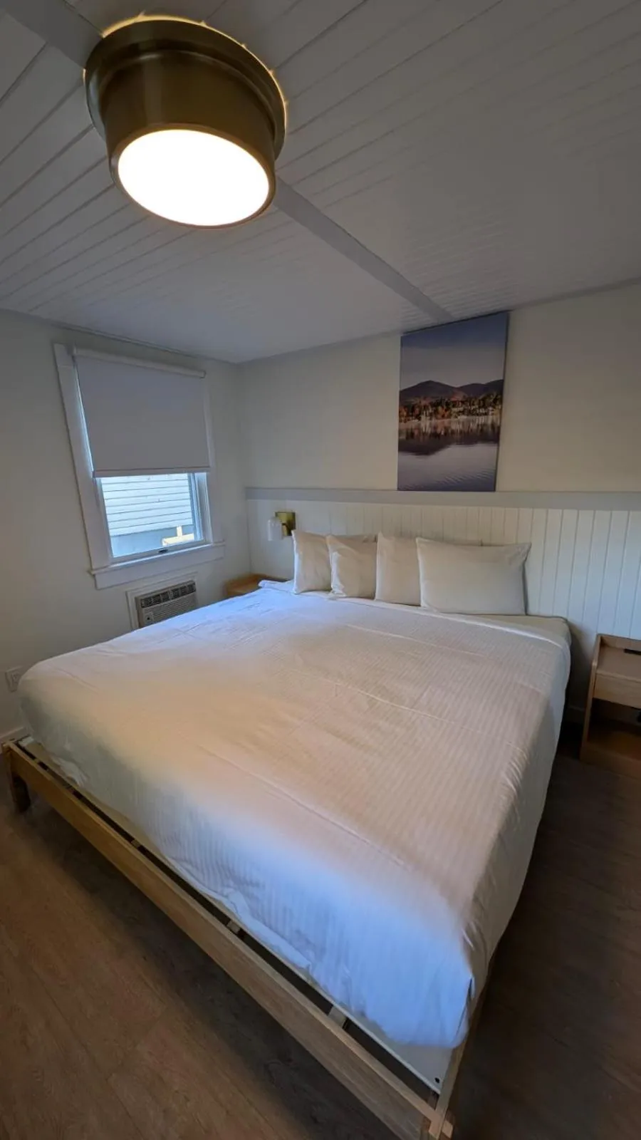 Bed in Maple Leaf Inn Lake Placid