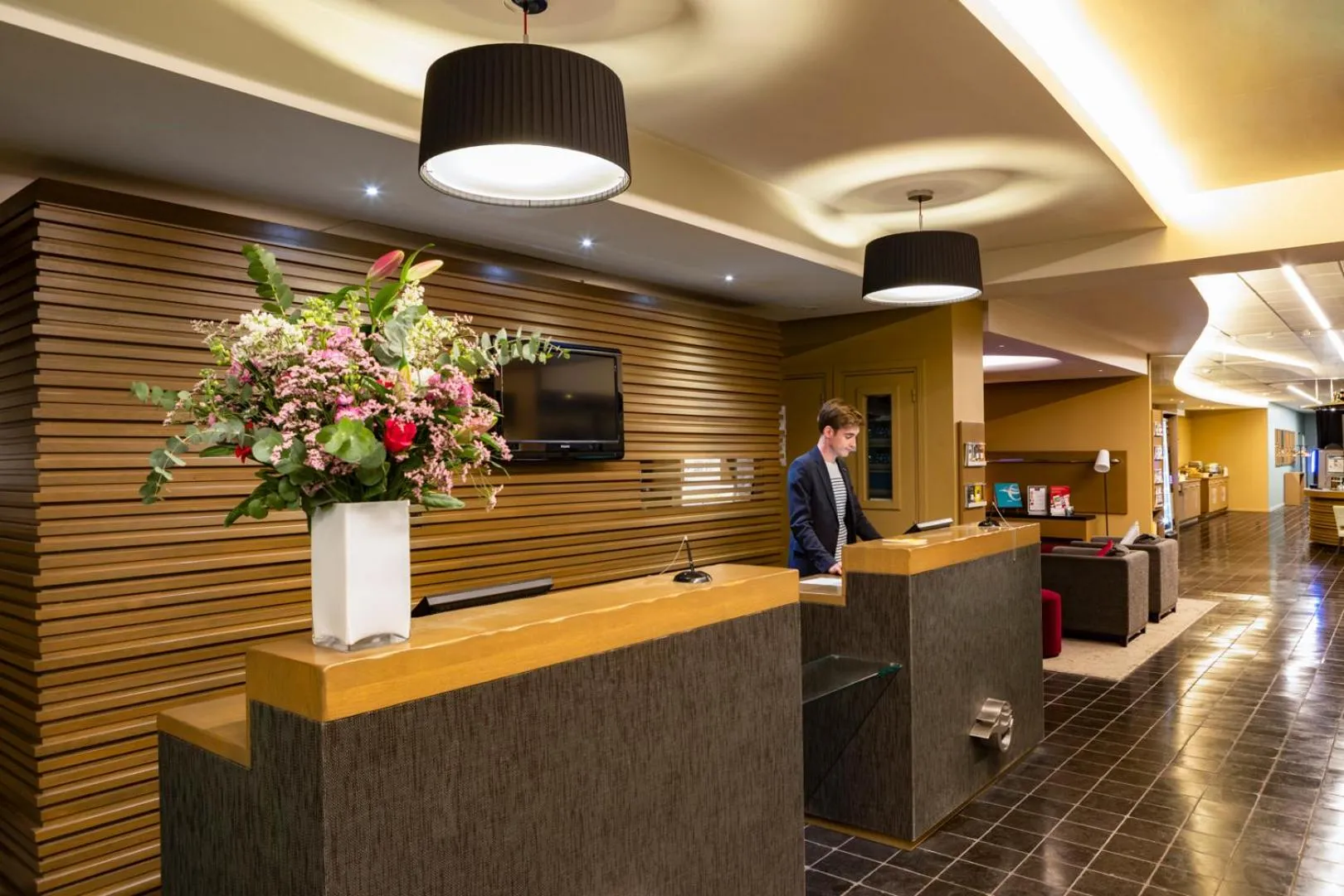 Lobby or reception in Escale Oceania Aix-en-Provence