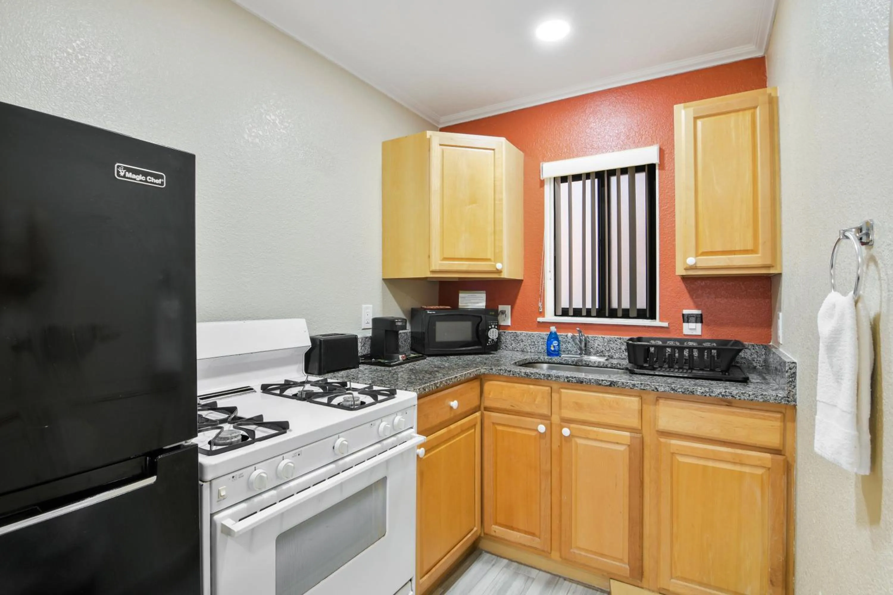 Kitchen or kitchenette in Anthony's on the Beach