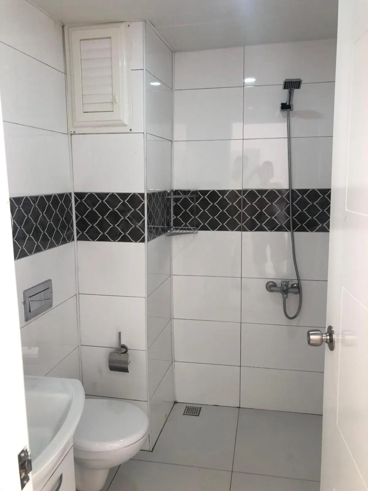 Shower in Aroma Butik Hotel