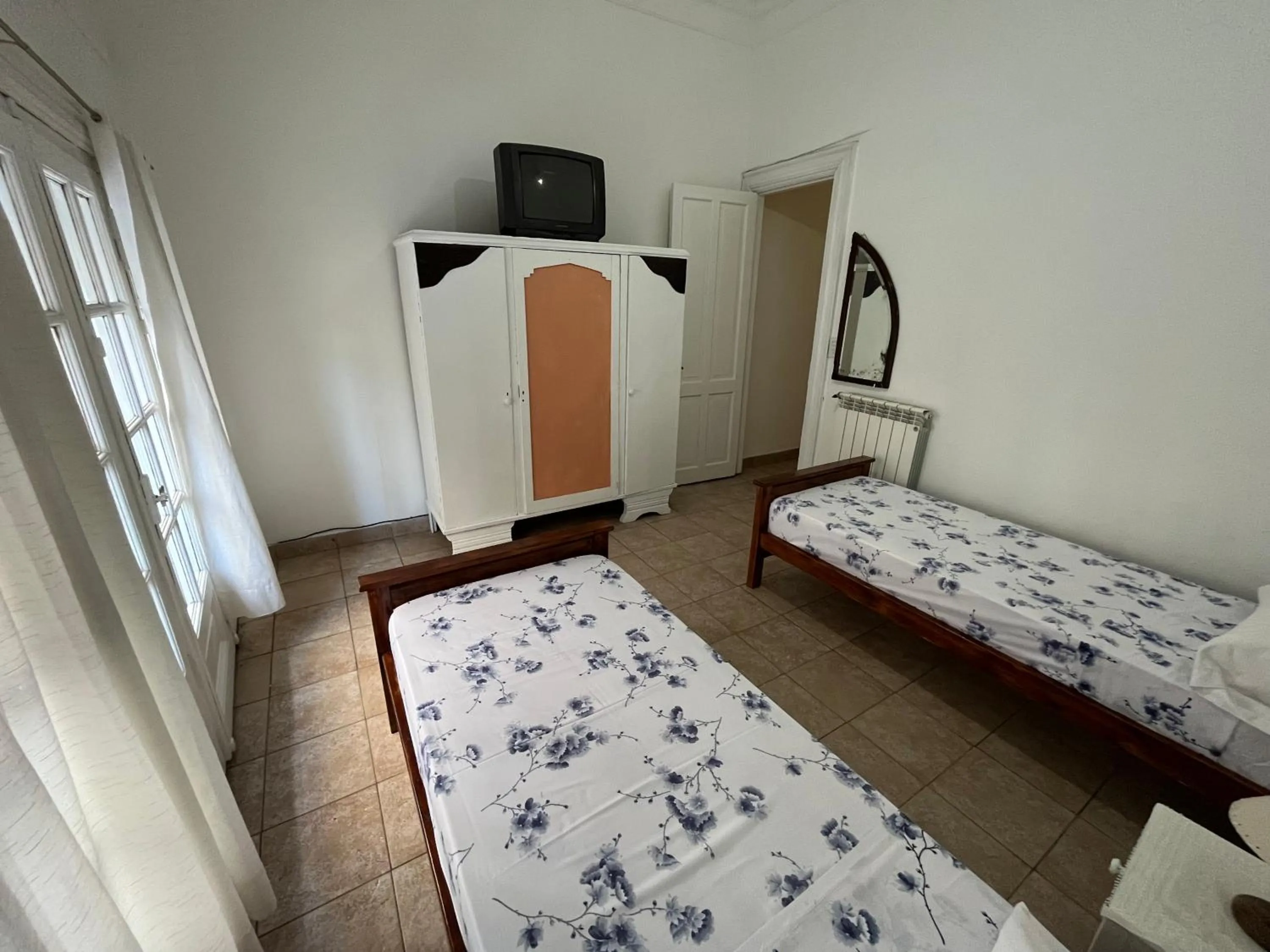 Bed in Sevilla Home Hotel