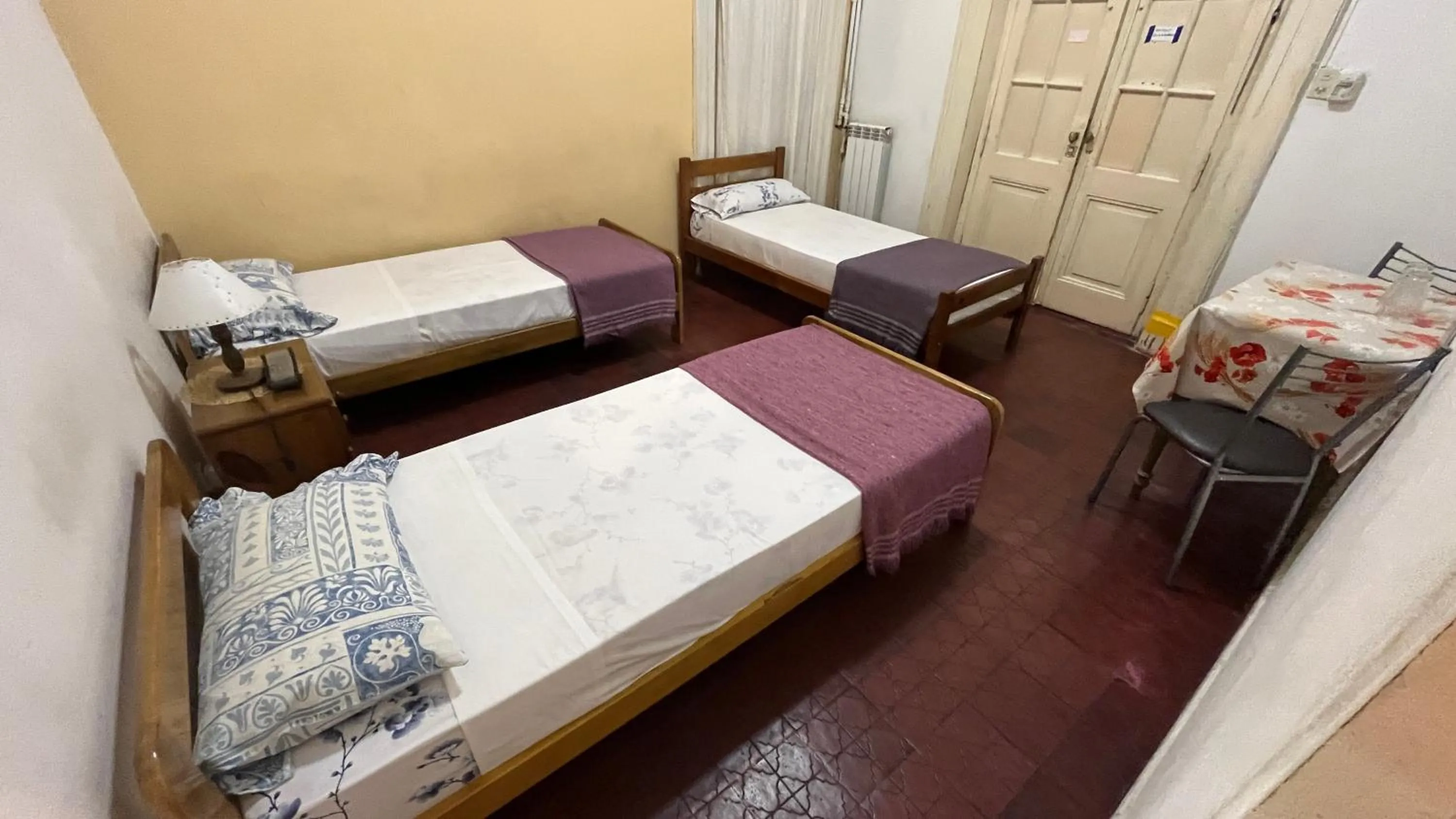 Bed in Sevilla Home Hotel