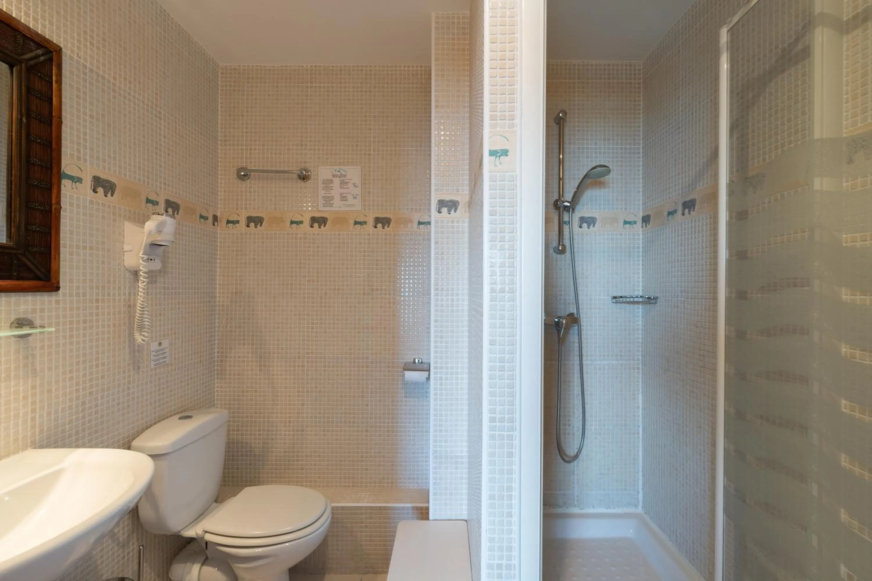 "Cap Riviera" Hotel & Restaurant Saint Aygulf