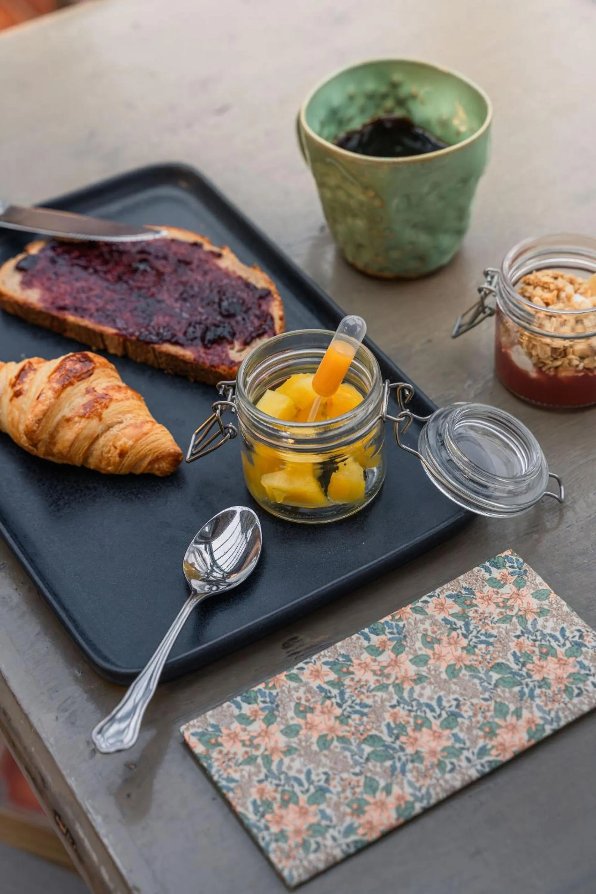 Breakfast in La Demeure