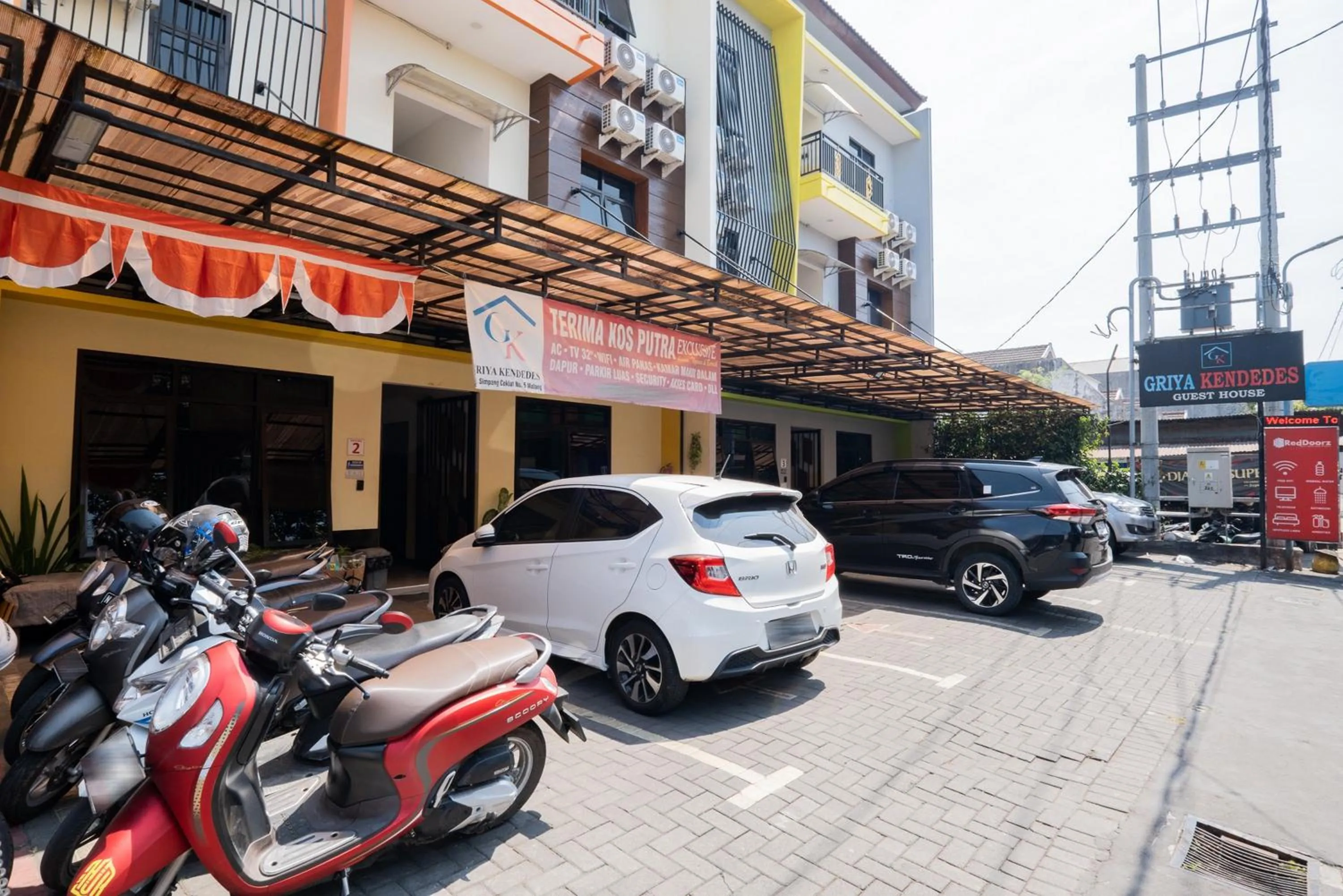 Property building in RedDoorz near Taman Krida Budaya Malang