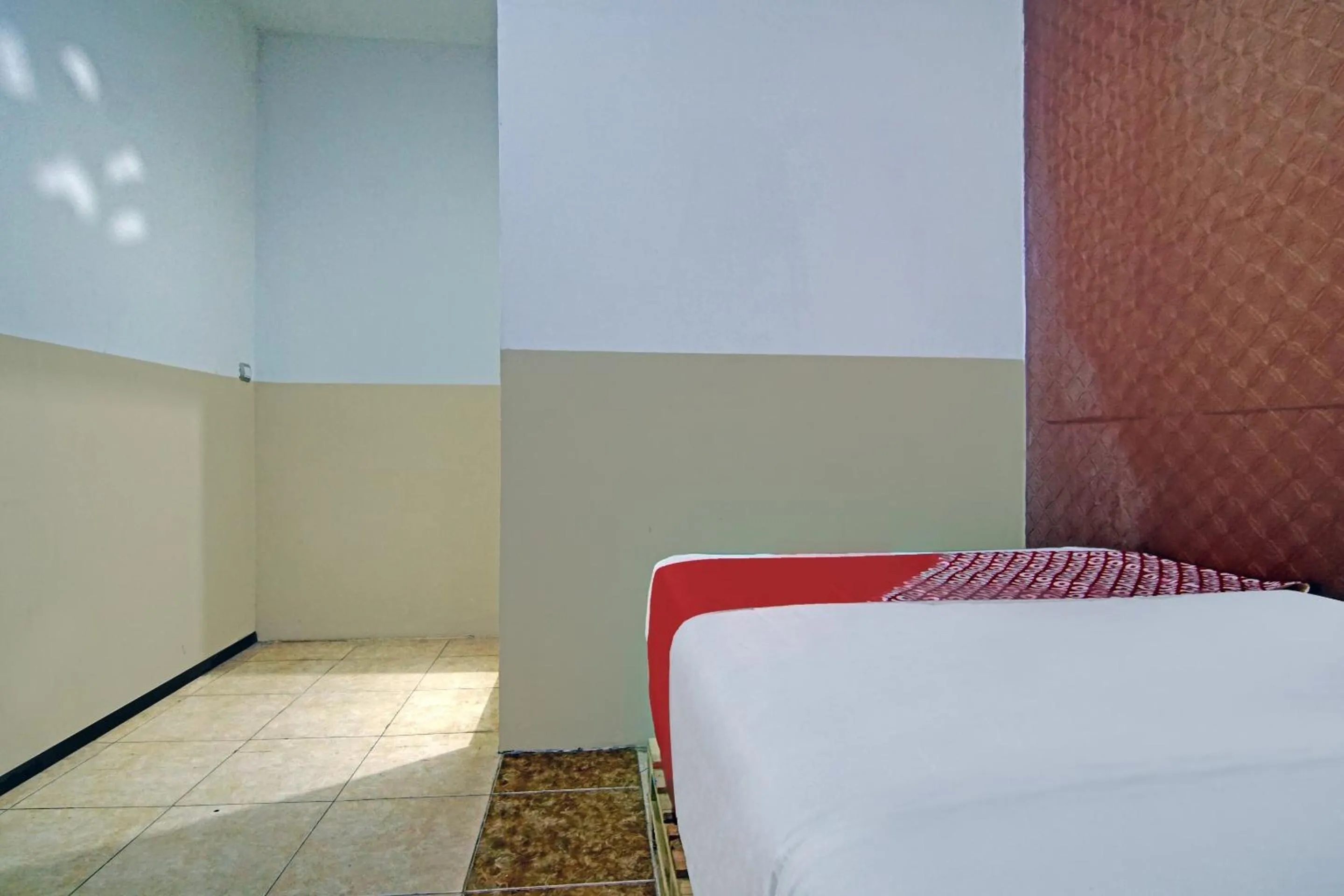 Bedroom, Bed in Hotel O Poris Residence Syariah