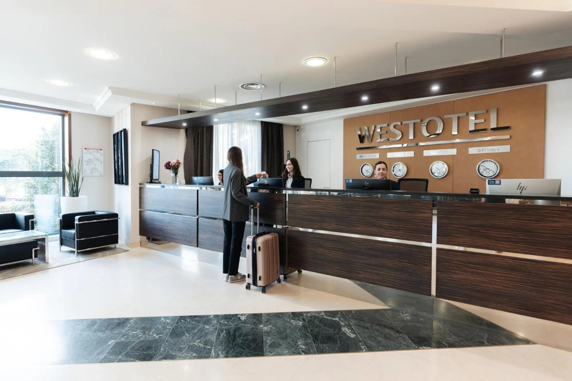 Lobby or reception in Westotel Nantes Atlantique