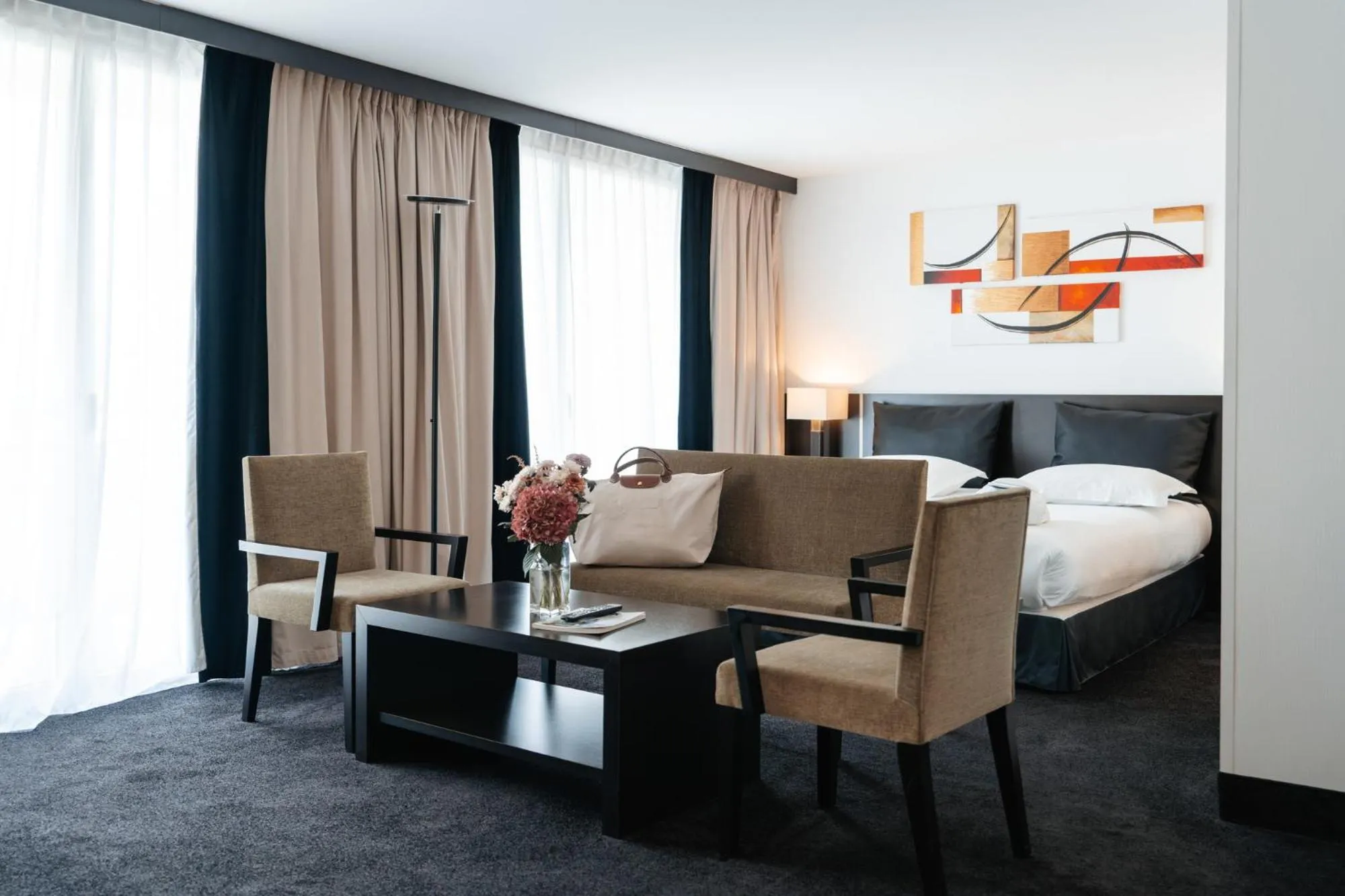 Photo of the whole room, Bed in Westotel Nantes Atlantique