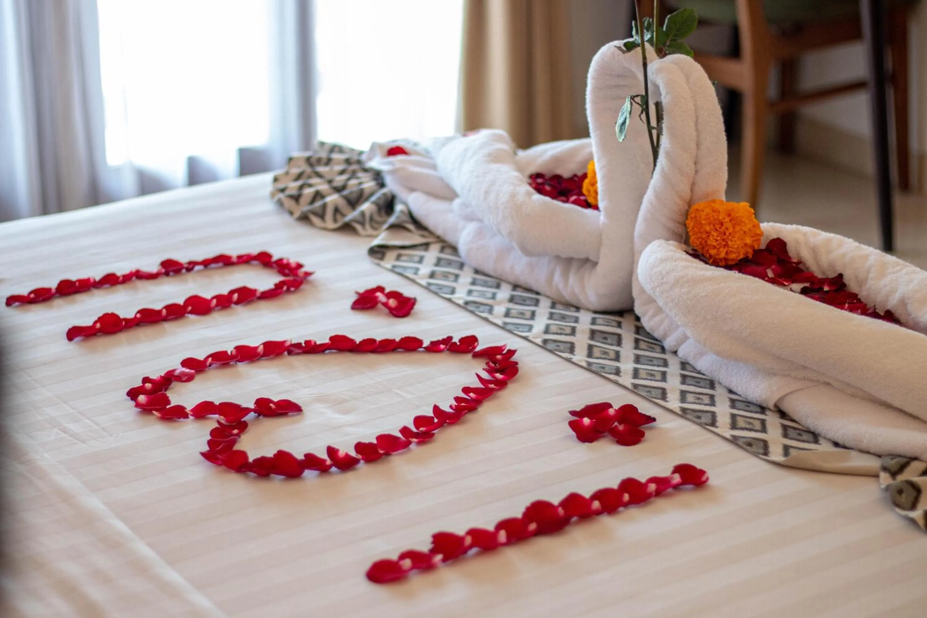 Bed in djabu Echo Beach Hotel