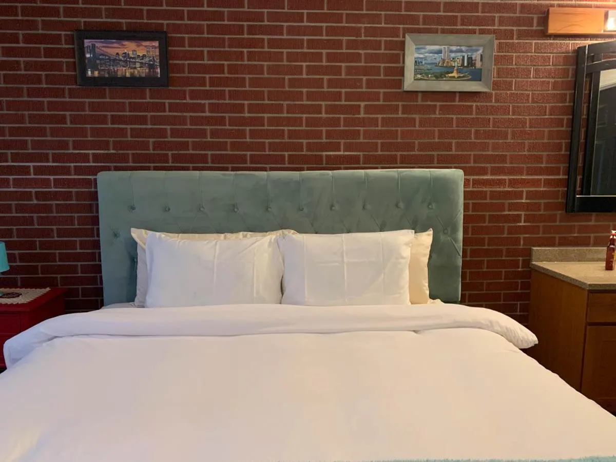 Bed in The Wing at Kingston East