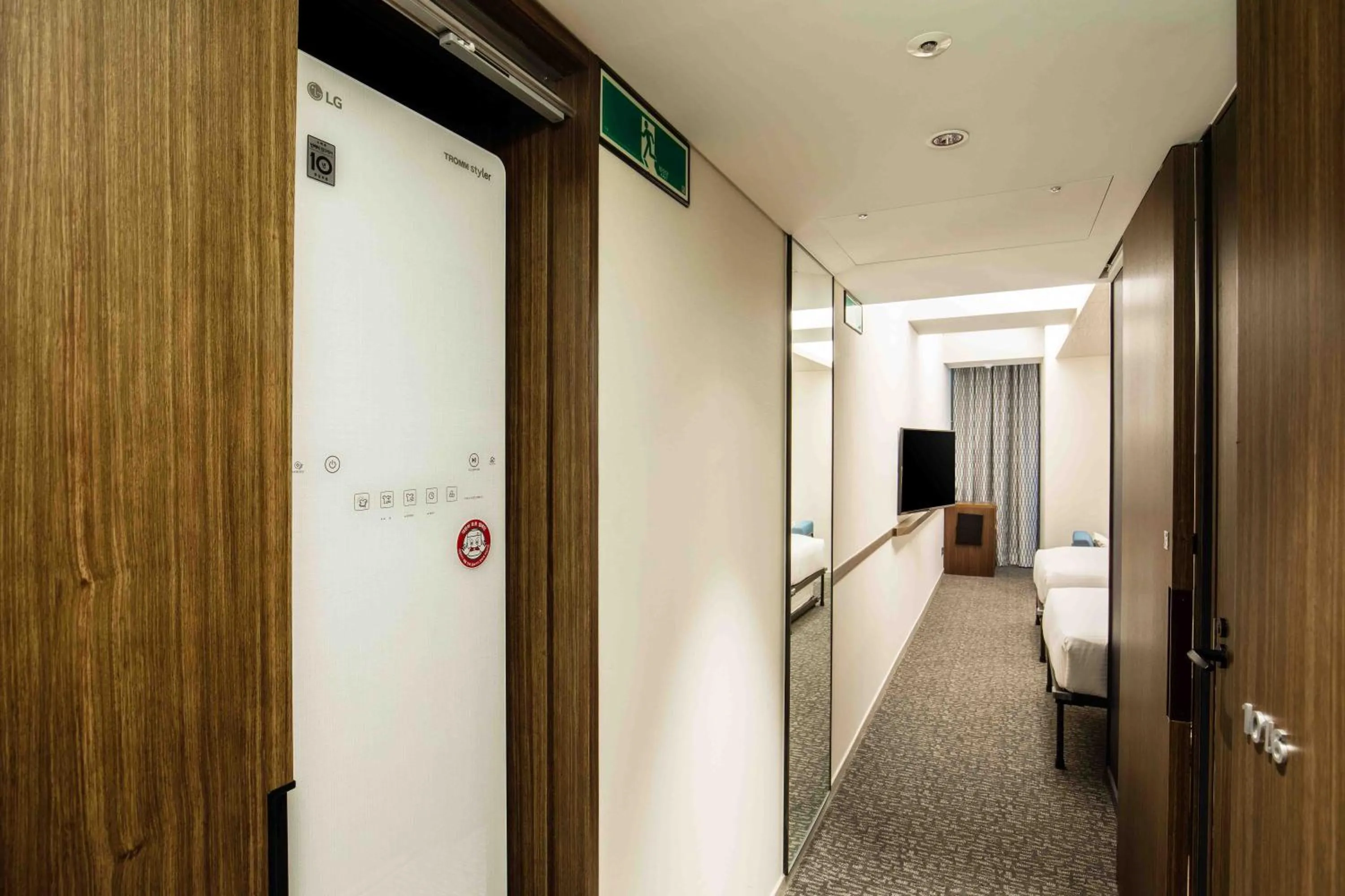 Decorative detail in Sotetsu Fresa Inn Seoul Myeong-dong