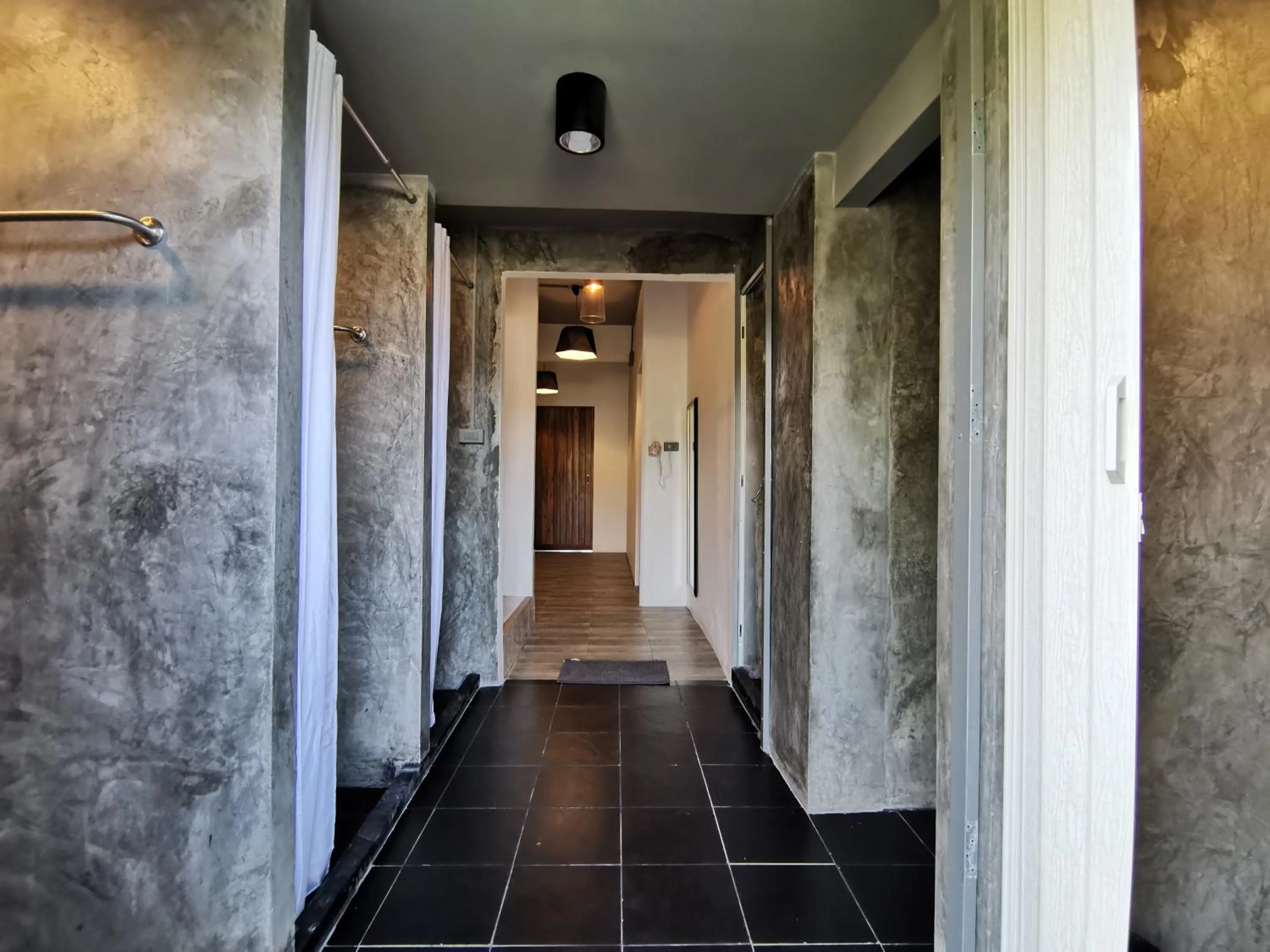 Bathroom in 8 SLEEPER STREET Guesthouse