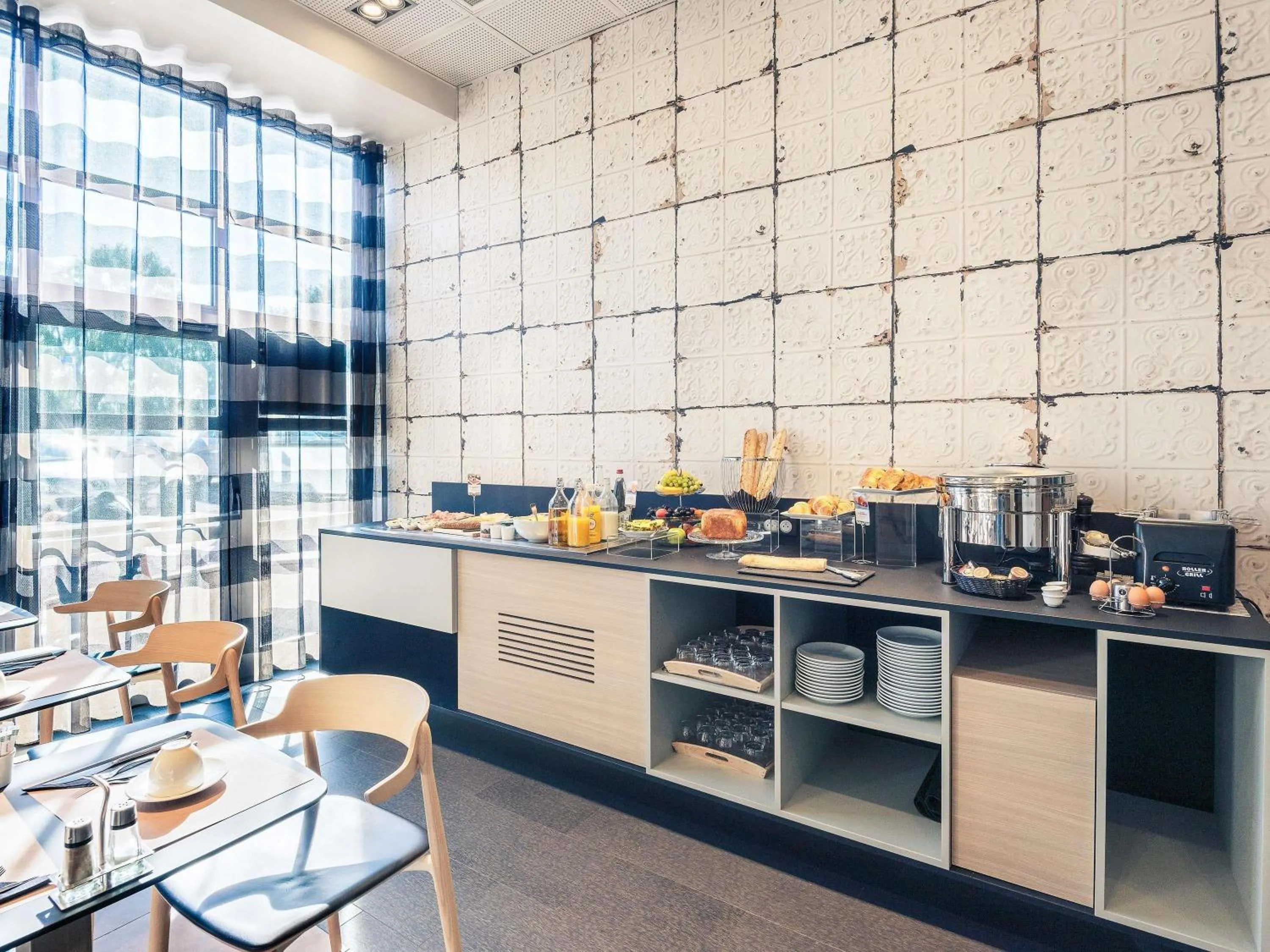 Property building in Hôtel Mercure Thionville Centre Porte du Luxembourg