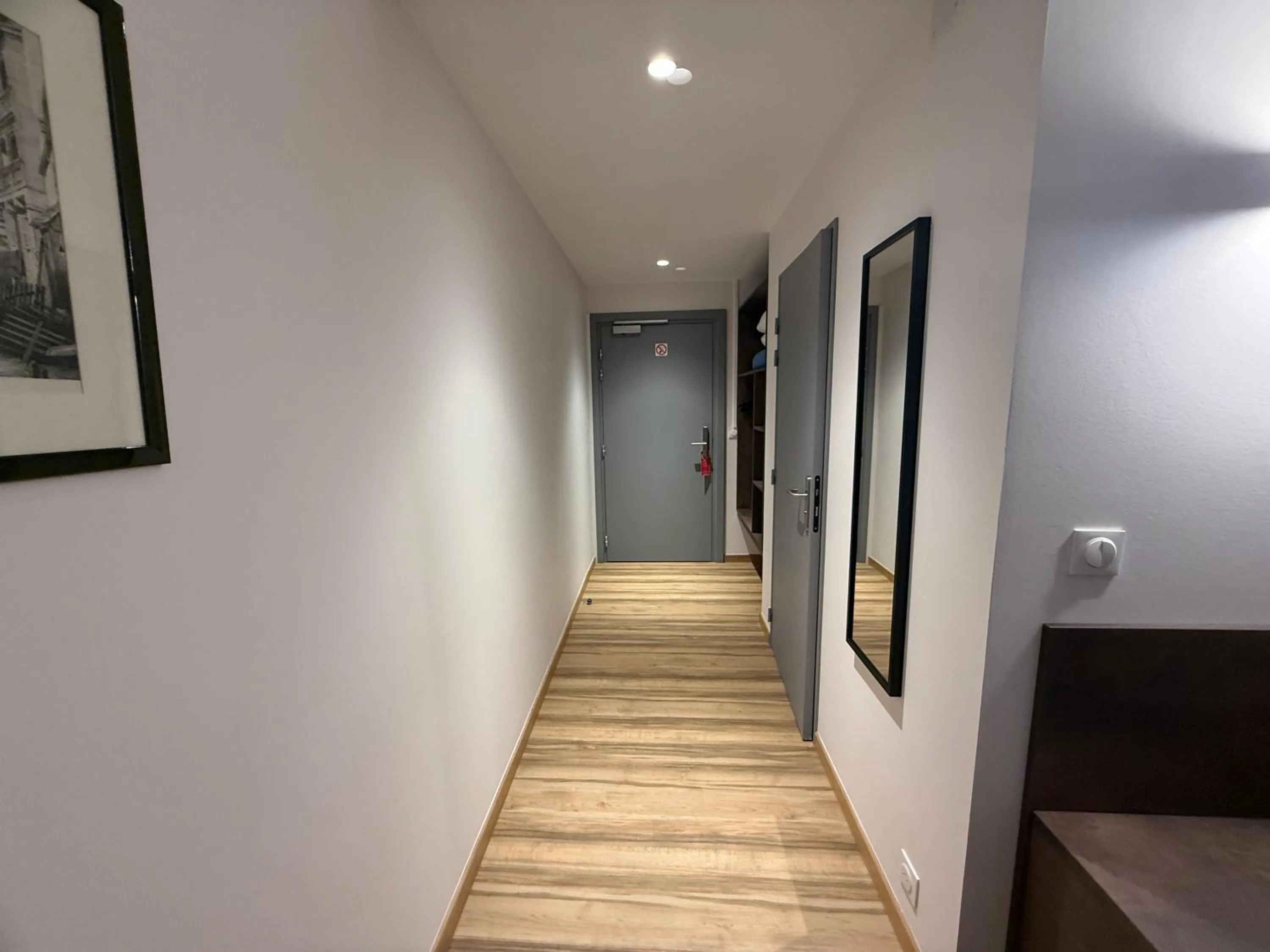 Bedroom in Hotel Strasbourg - Montagne Verte & Restaurant Louisiane