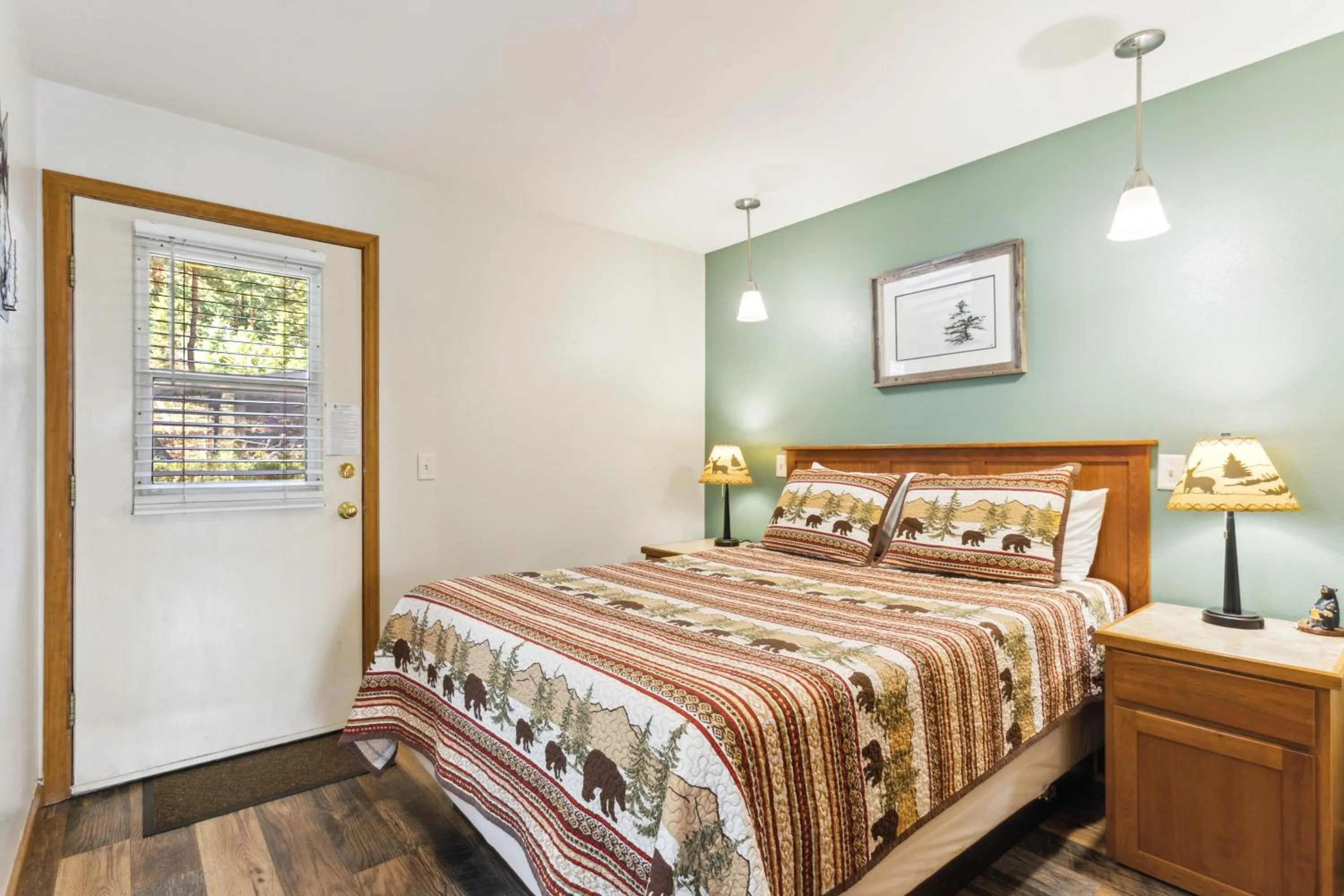 Bed in Ponderosa Lodge