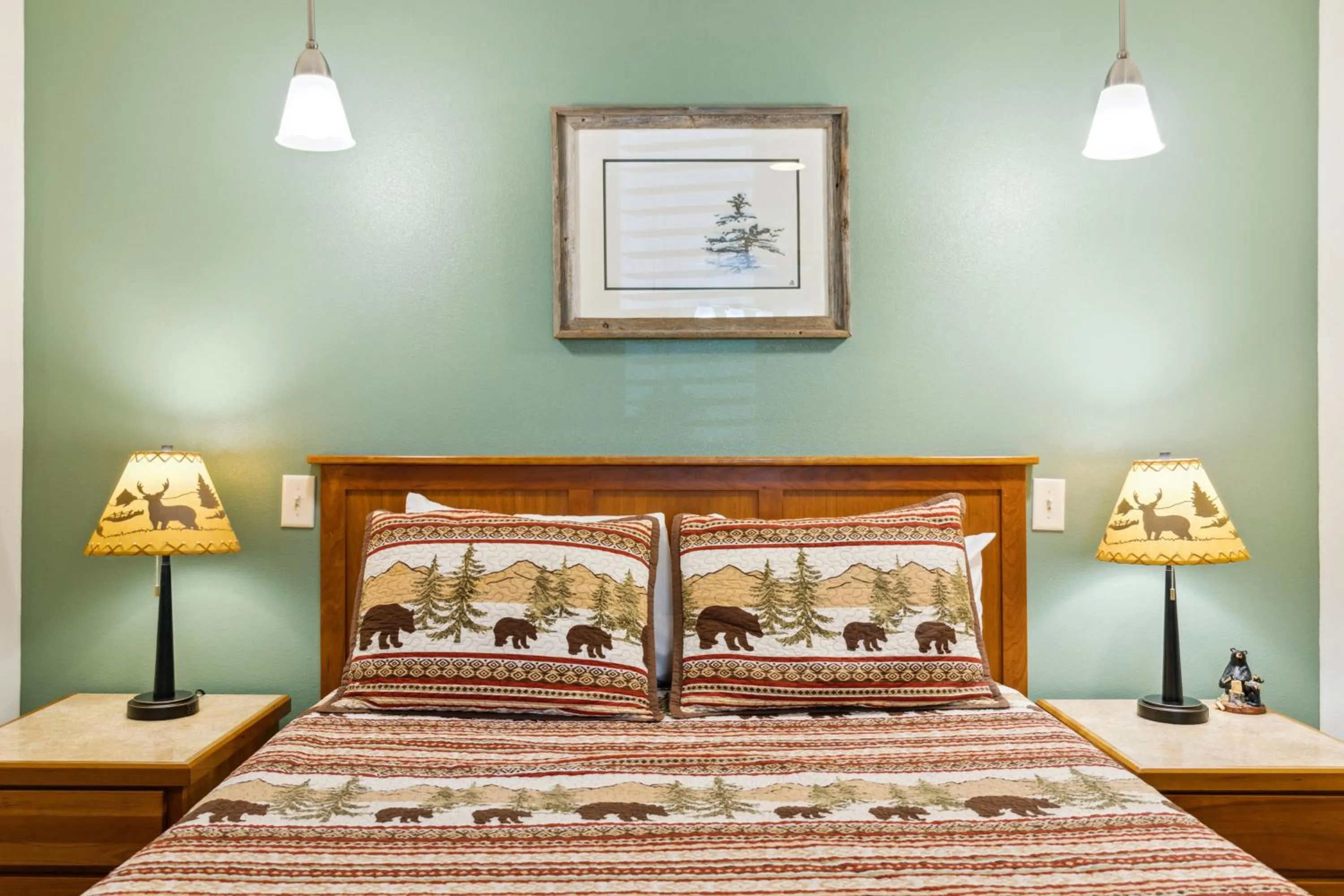 Bed in Ponderosa Lodge