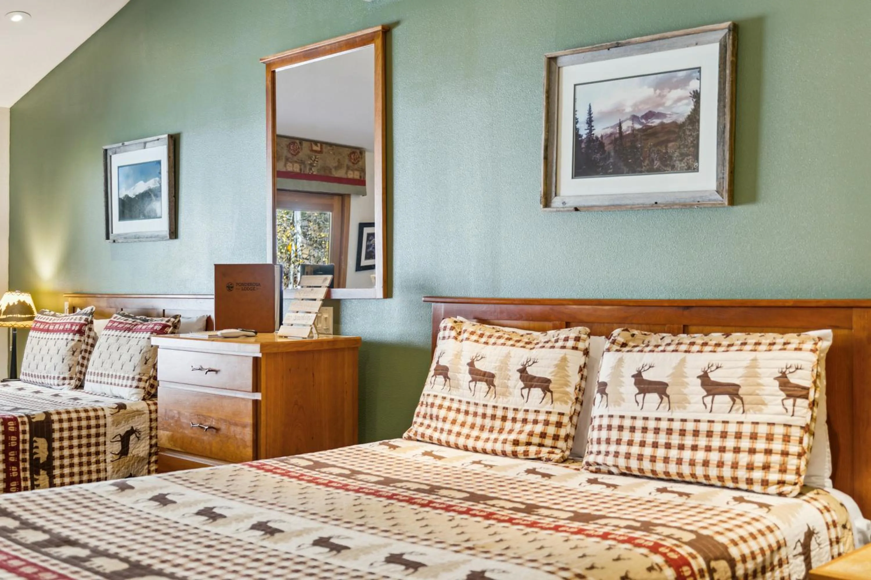 Bed in Ponderosa Lodge