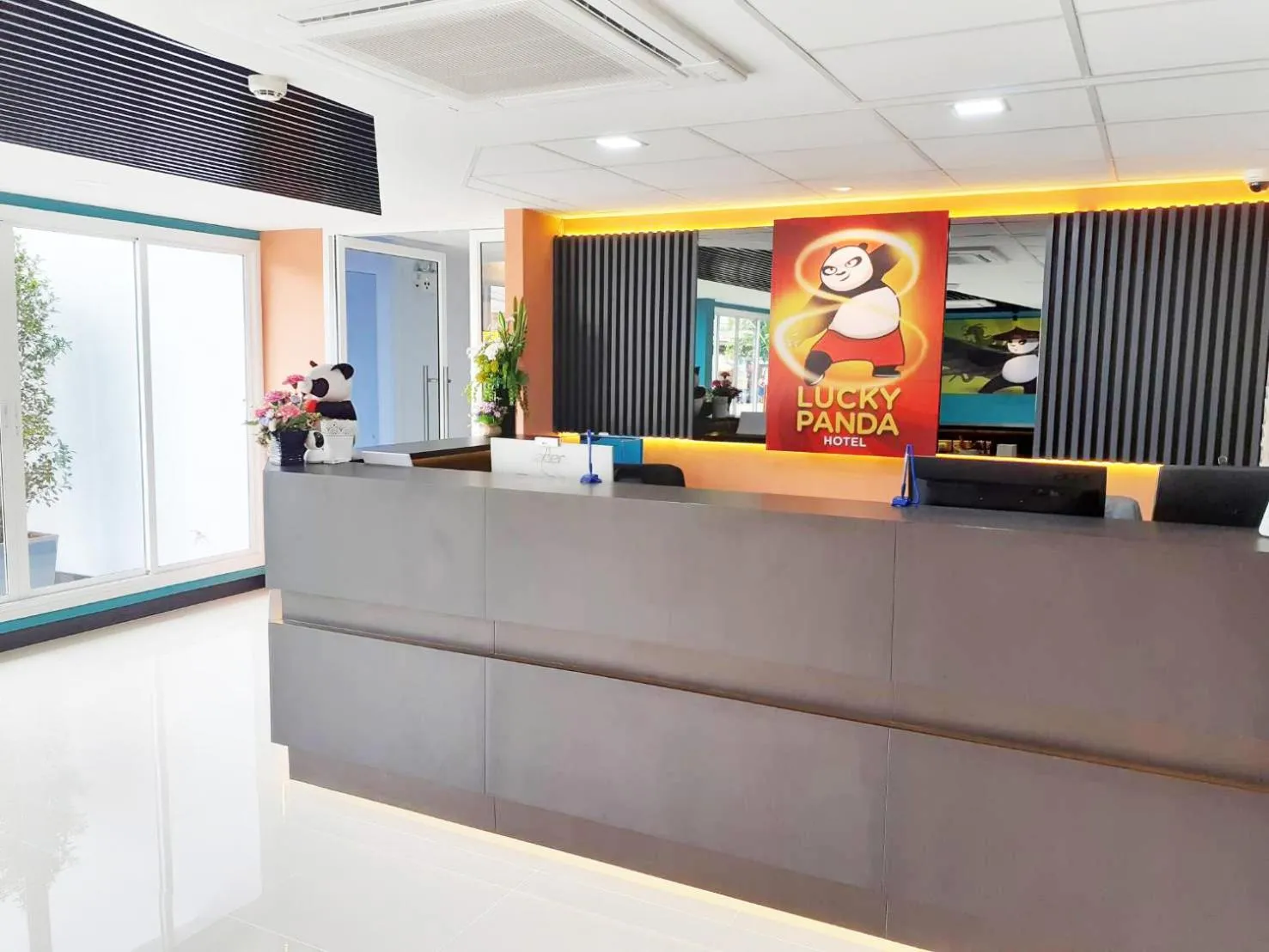 Lobby or reception in Lucky panda Hotel